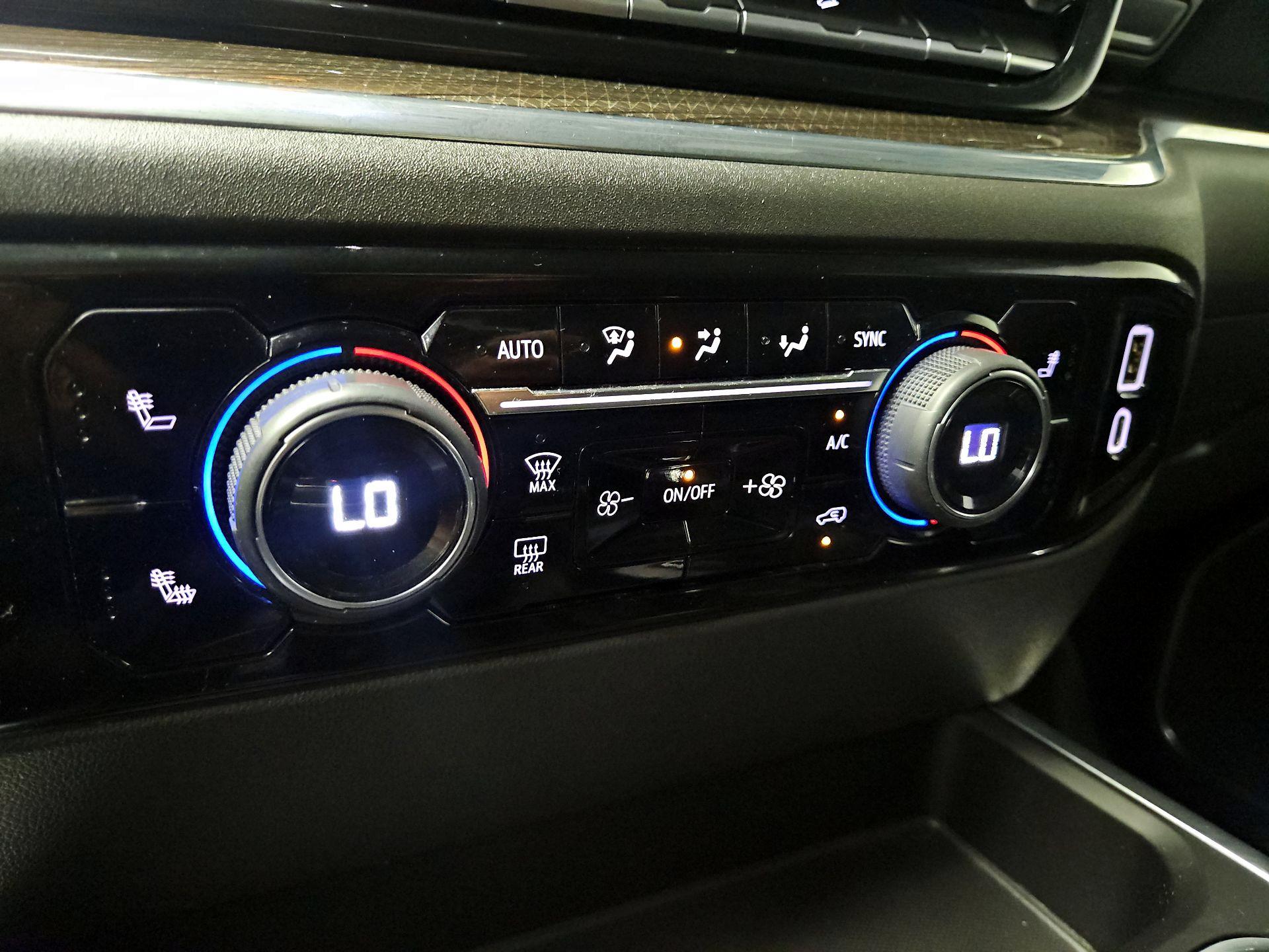 Thumbnail: 2022 Chevrolet Silverado 1500 - 16