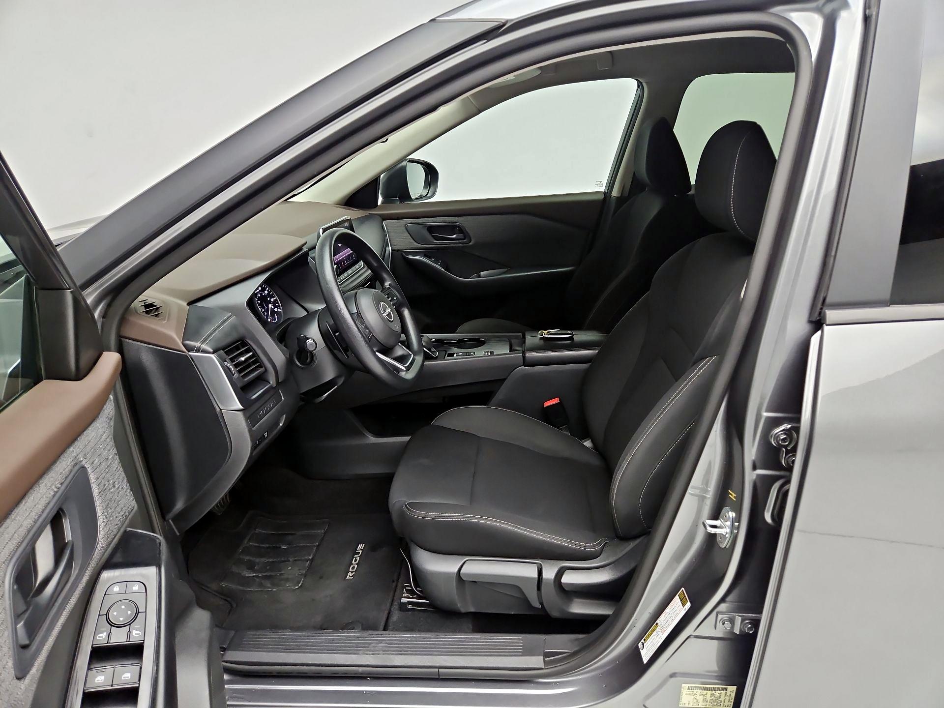 Thumbnail: 2023 Nissan Rogue - 11