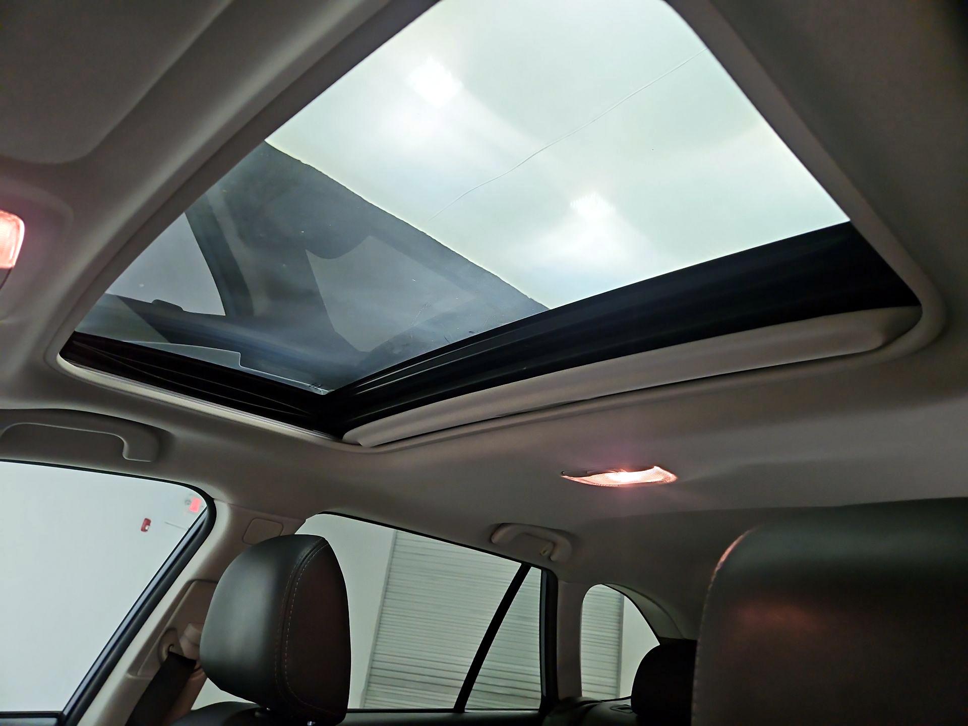 Thumbnail: 2015 Subaru Outback - 20