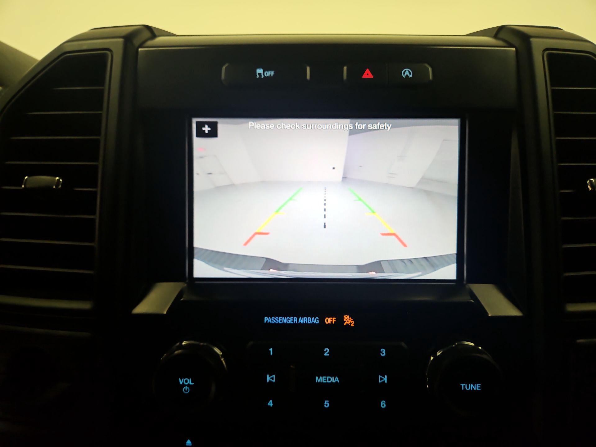 Thumbnail: 2017 Ford F-150 - 13