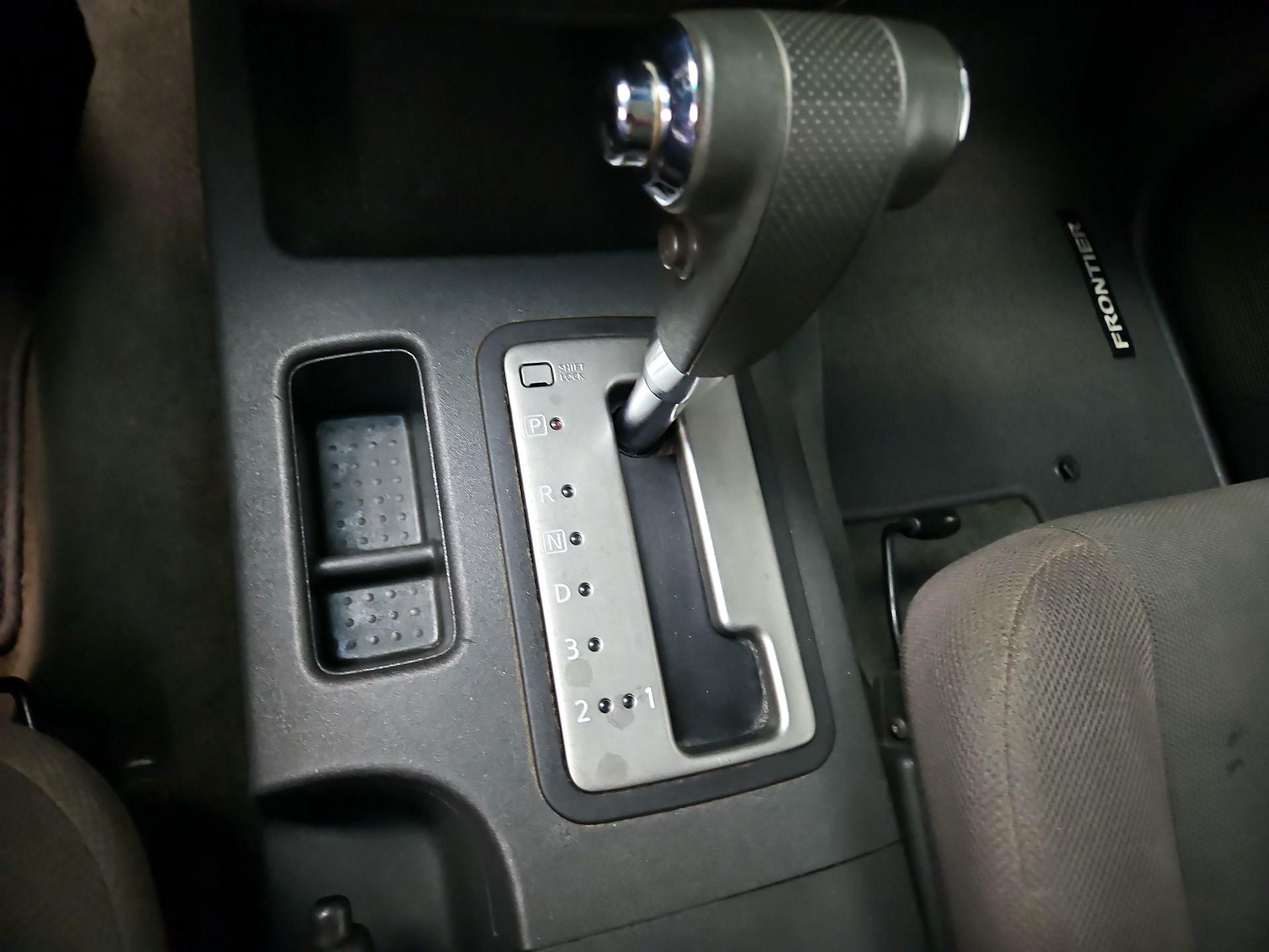 Thumbnail: 2016 Nissan Frontier - 16