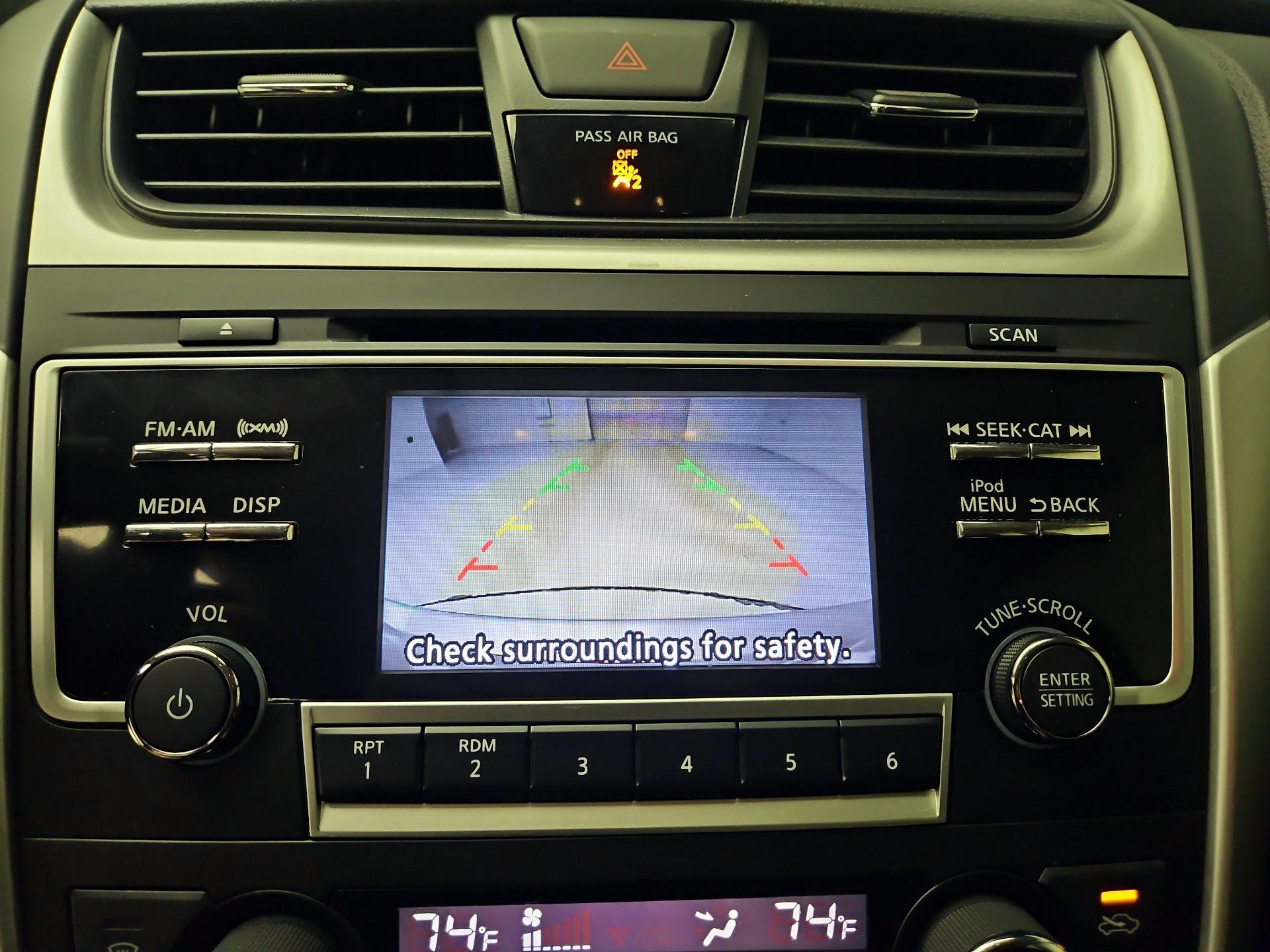 Thumbnail: 2017 Nissan Altima - 14