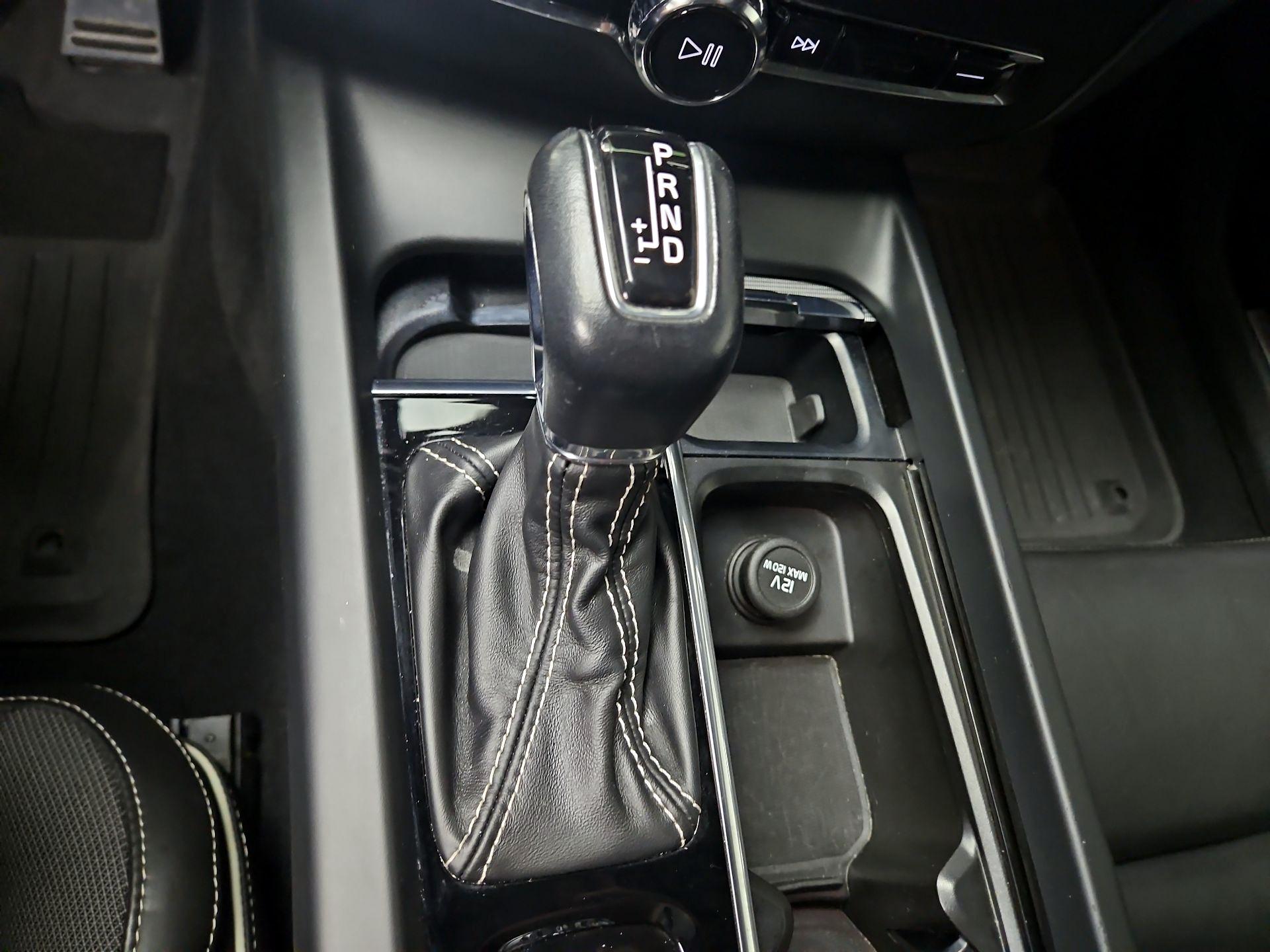 Thumbnail: 2021 Volvo S60 - 17