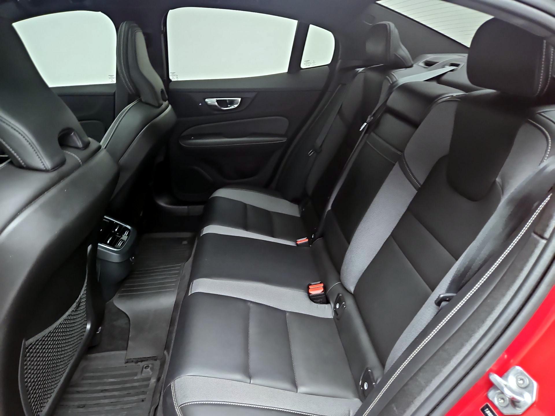 Thumbnail: 2021 Volvo S60 - 20