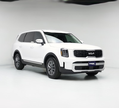 White 2024 Kia Telluride LX