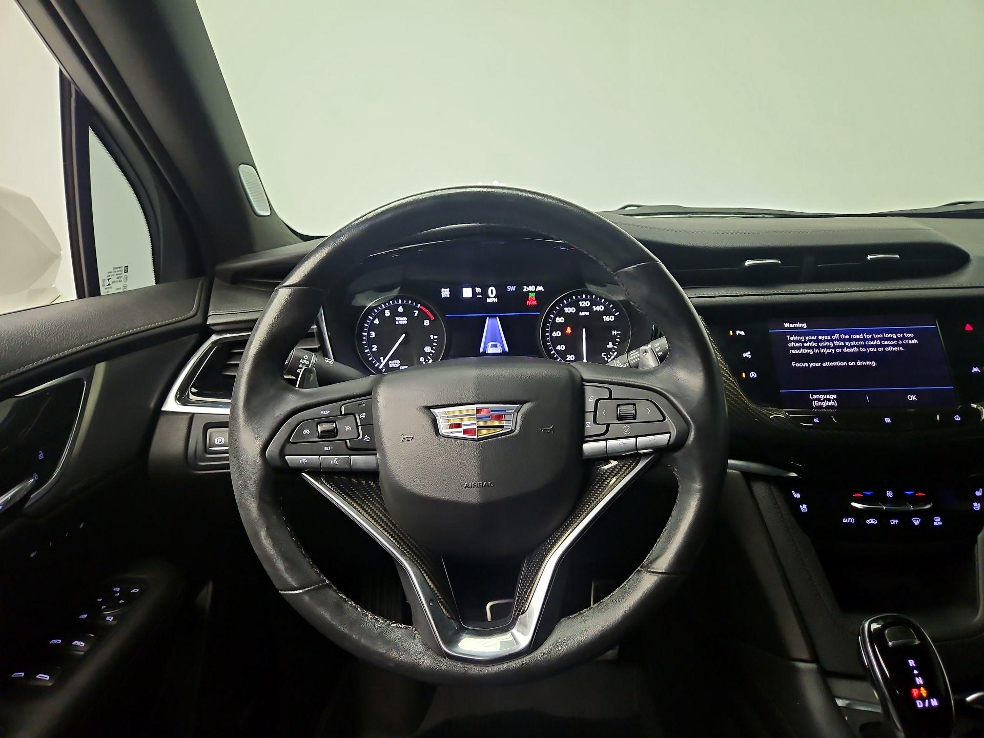 Thumbnail: 2020 Cadillac XT6 - 10