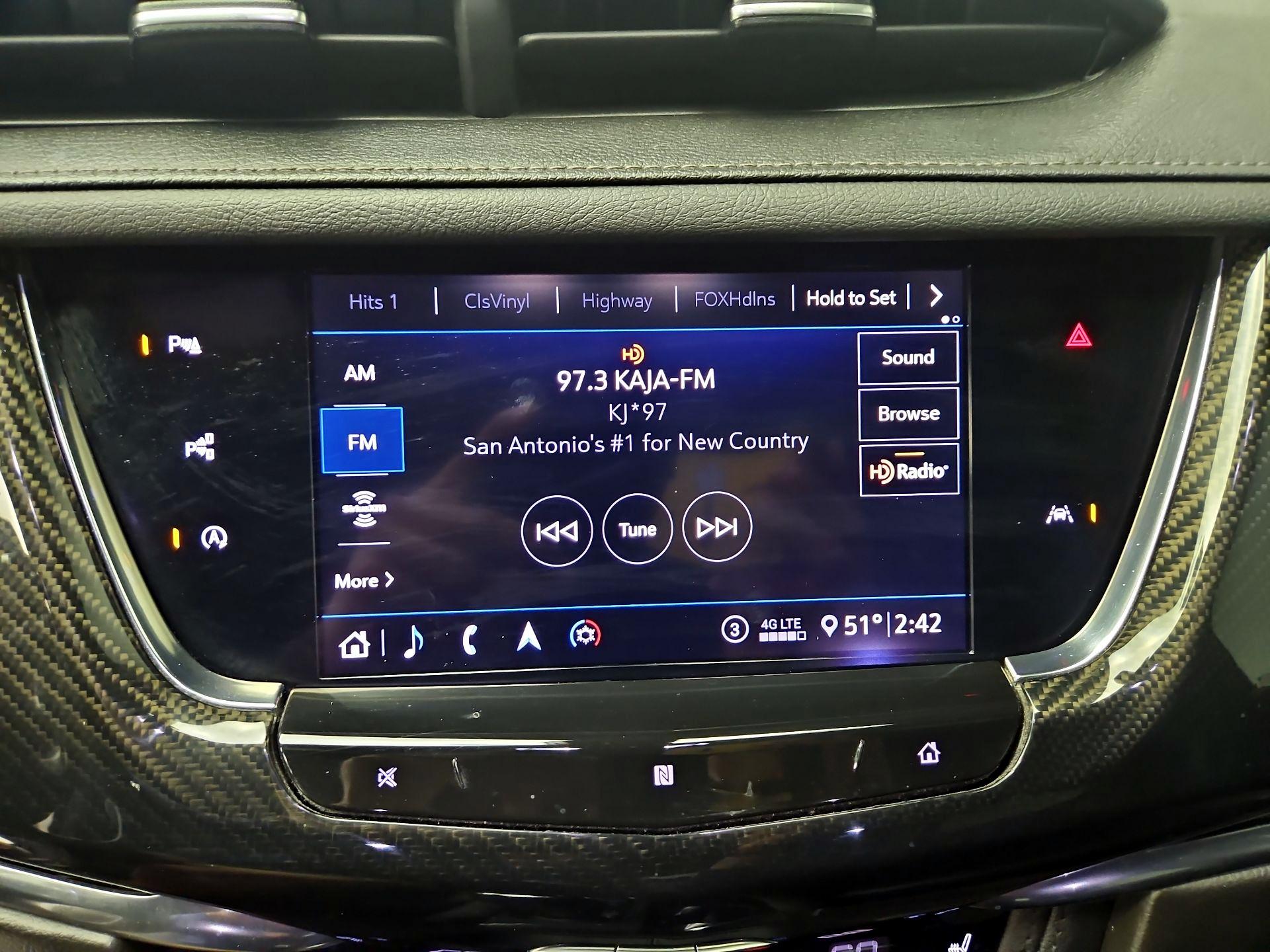 Thumbnail: 2020 Cadillac XT6 - 16