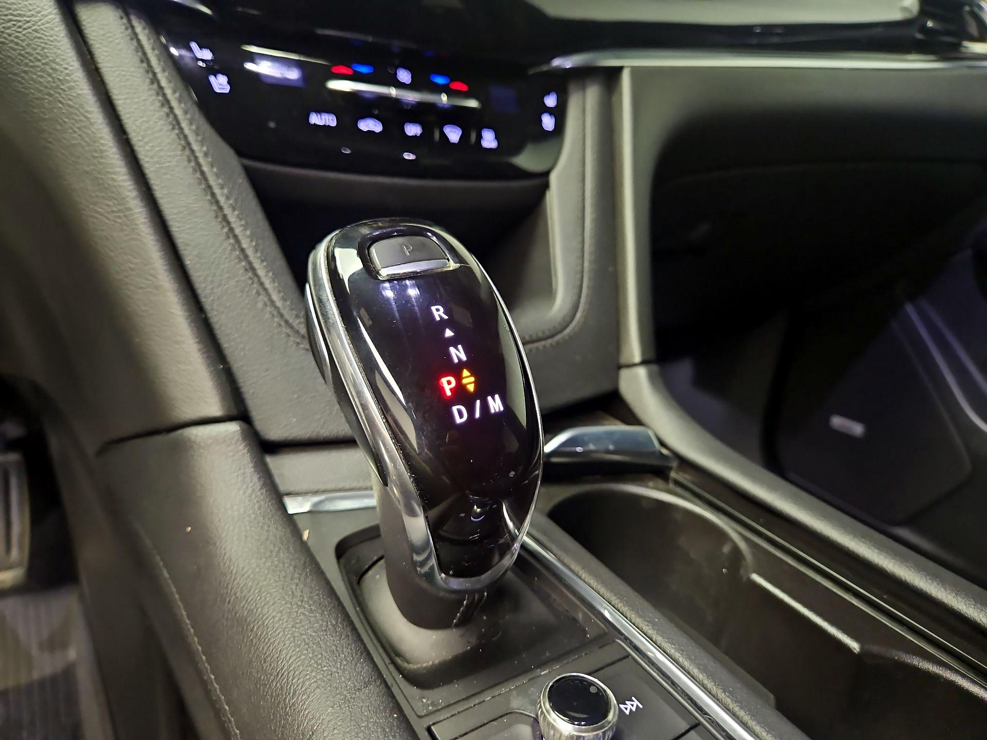 Thumbnail: 2020 Cadillac XT6 - 18