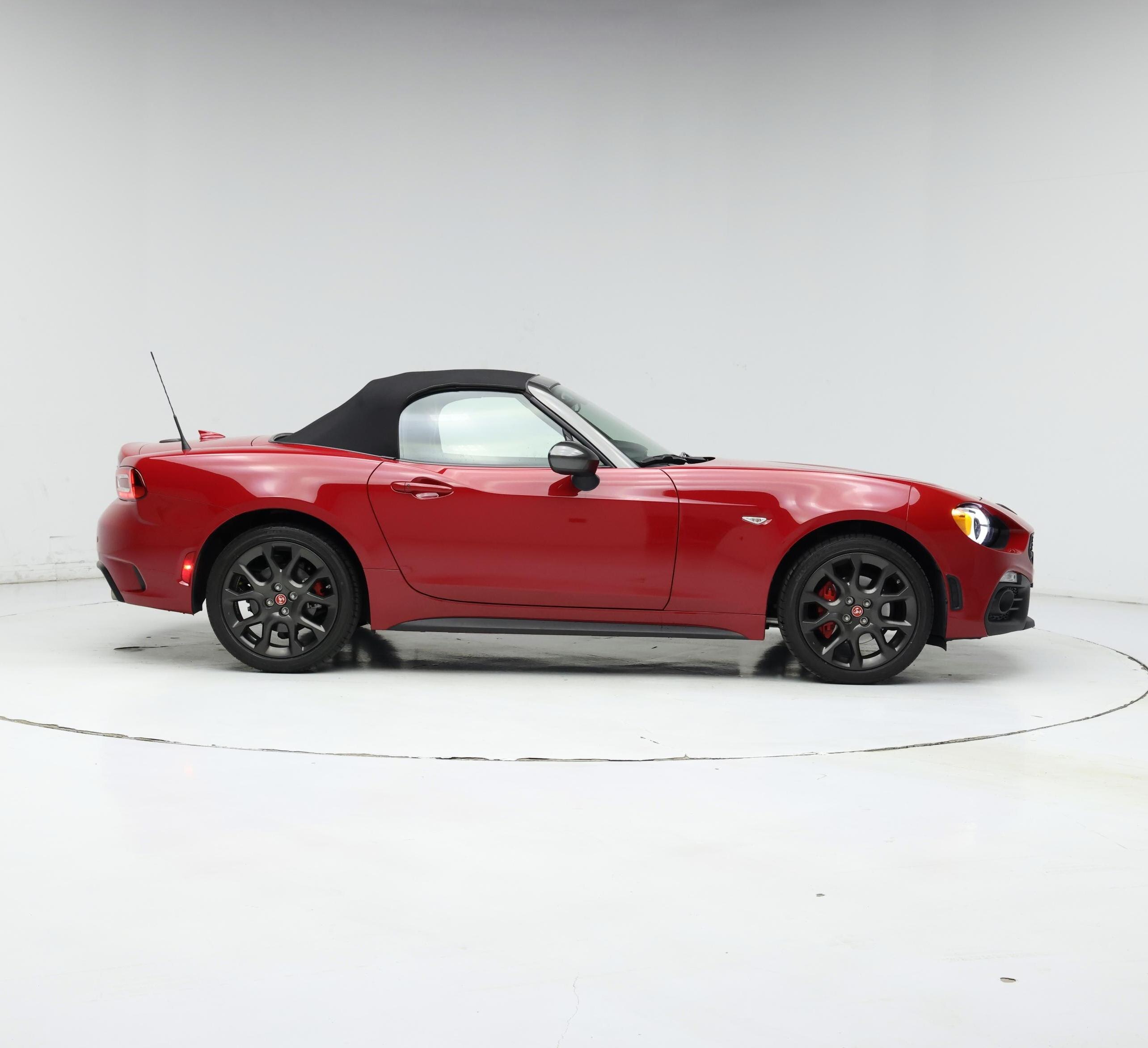 Thumbnail: 2020 Fiat 124 Spider - 7