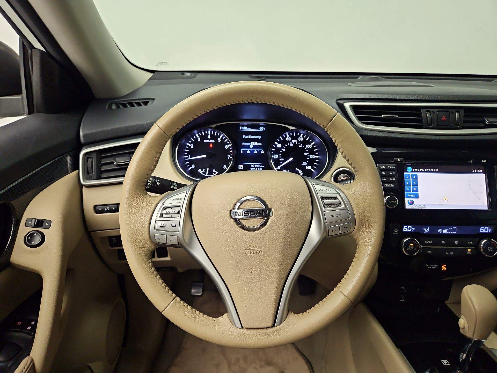 Thumbnail: 2015 Nissan Rogue - 10