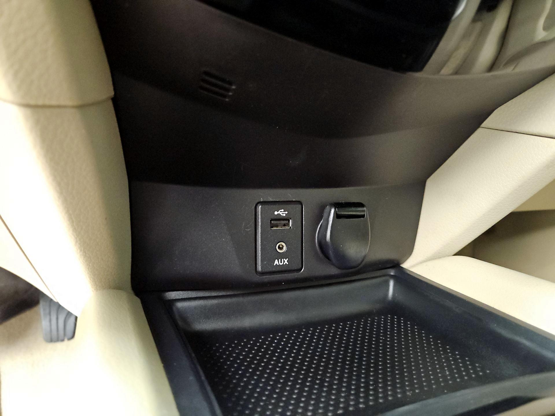 Thumbnail: 2015 Nissan Rogue - 19