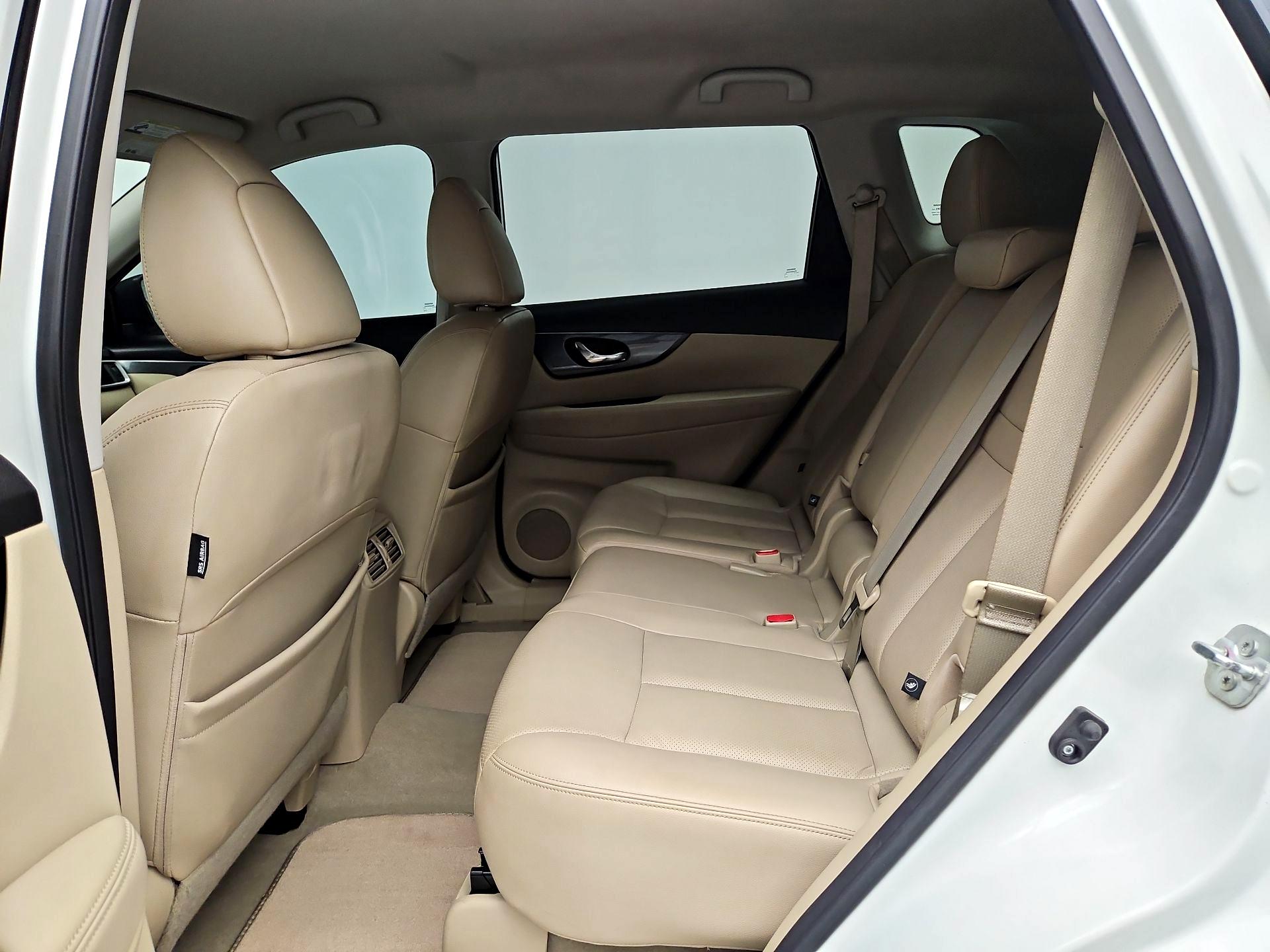 Thumbnail: 2015 Nissan Rogue - 20