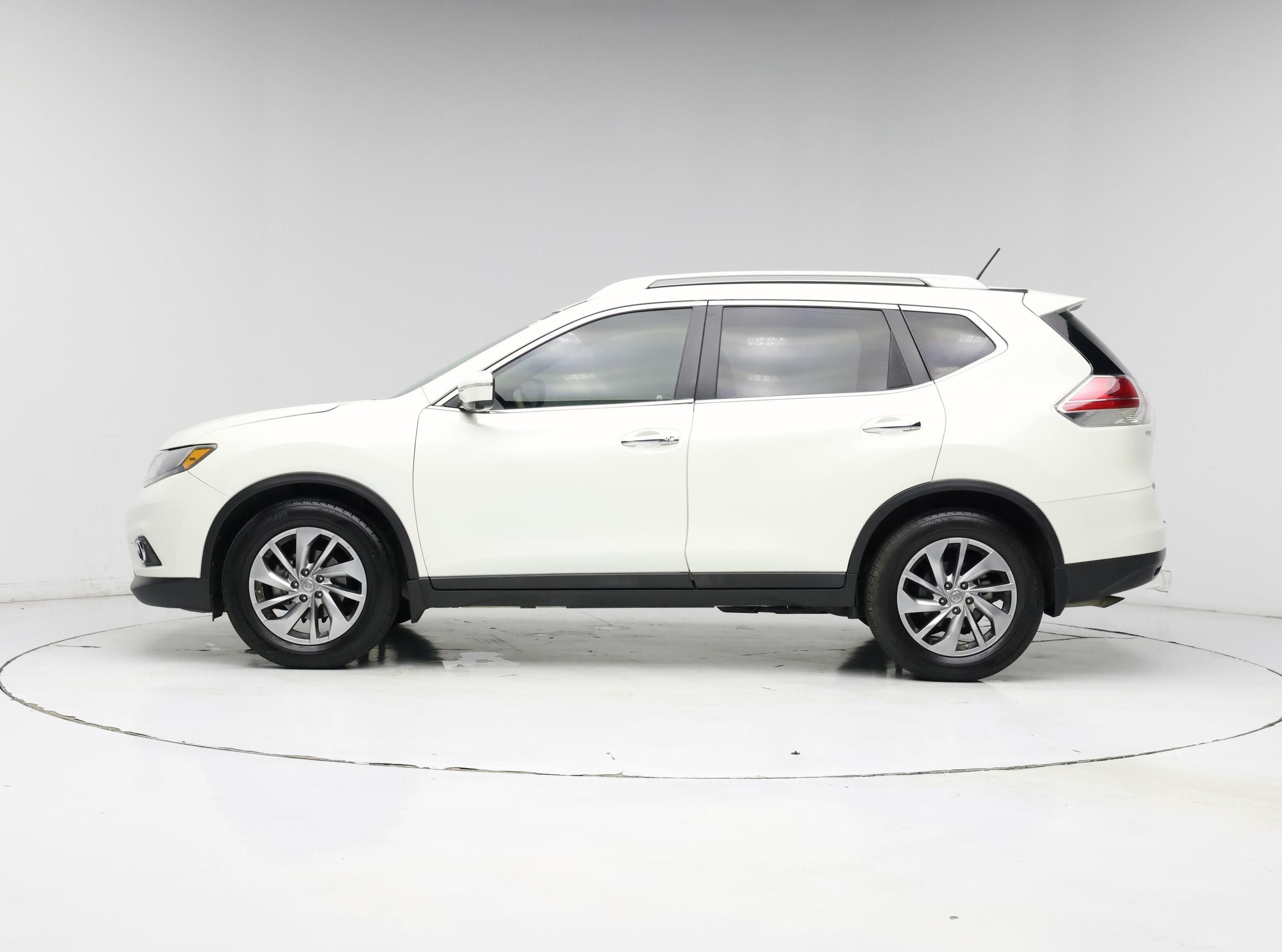 Thumbnail: 2015 Nissan Rogue - 3