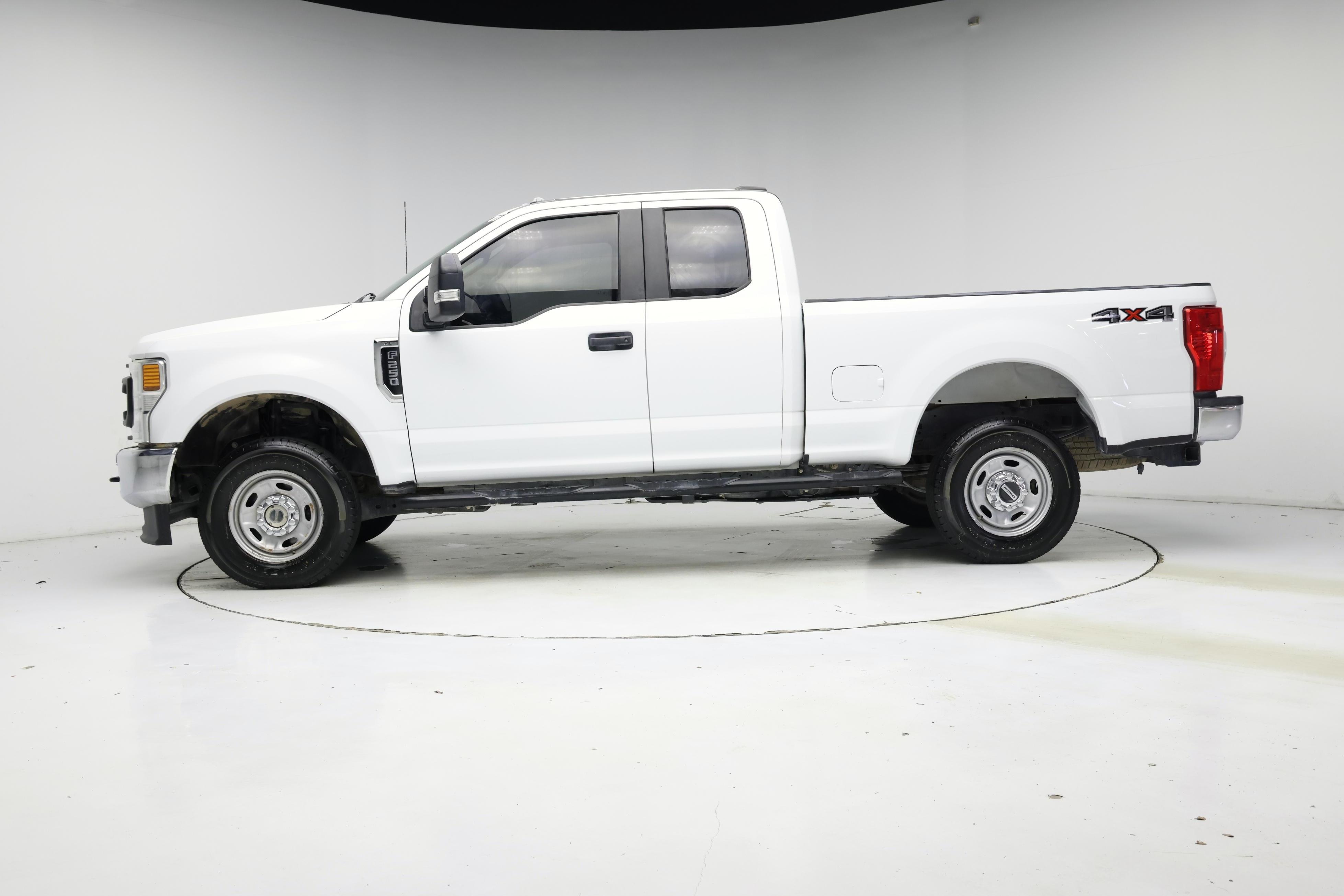 Thumbnail: 2022 Ford F-250 - 3