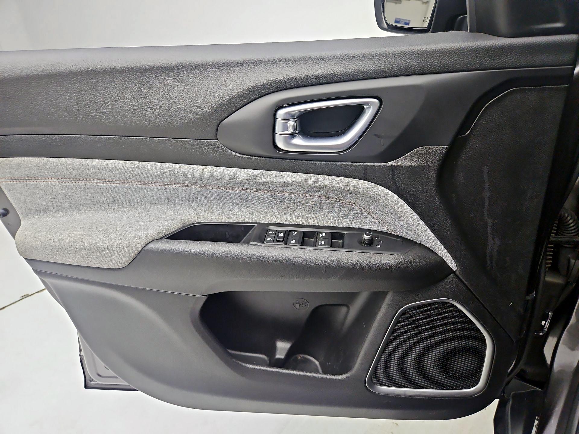 Thumbnail: 2022 Jeep Compass - 12