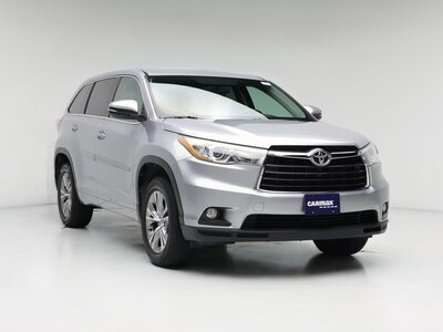 Silver 2015 Toyota Highlander LE Plus