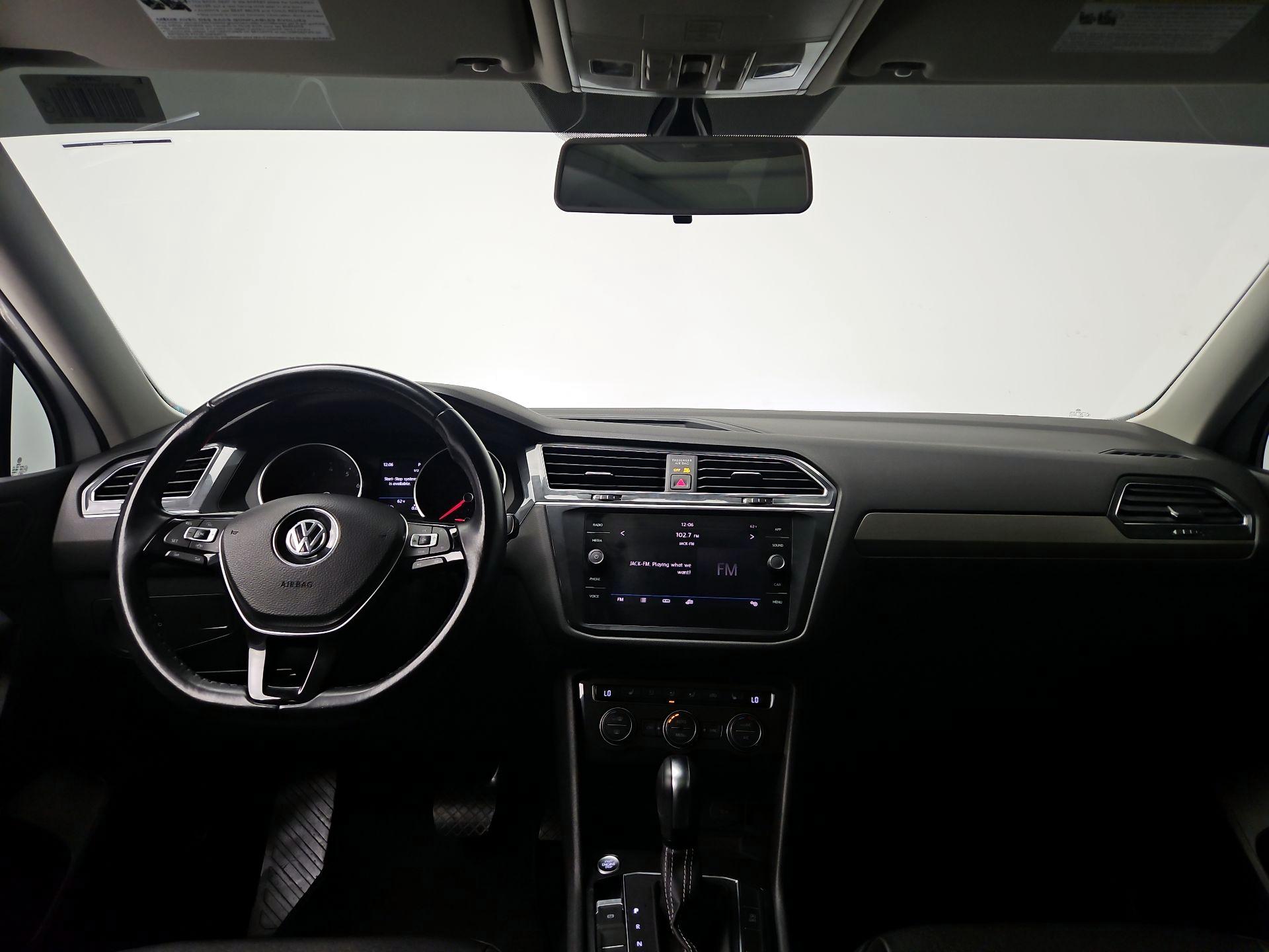 Thumbnail: 2019 Volkswagen Tiguan - 9