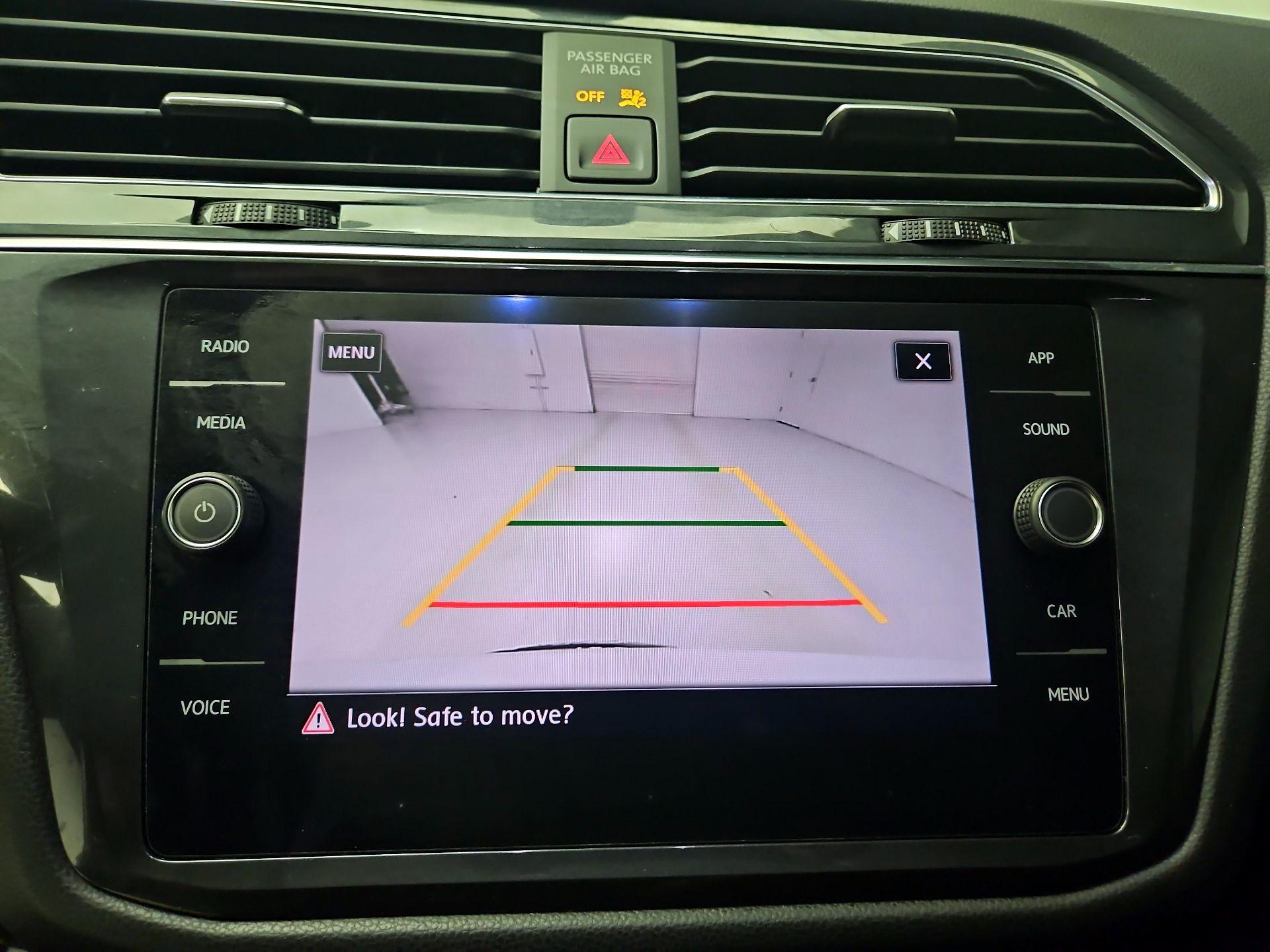 Thumbnail: 2019 Volkswagen Tiguan - 14