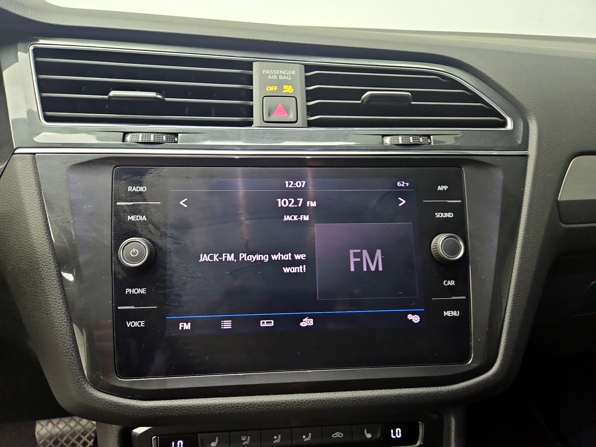 Thumbnail: 2019 Volkswagen Tiguan - 15