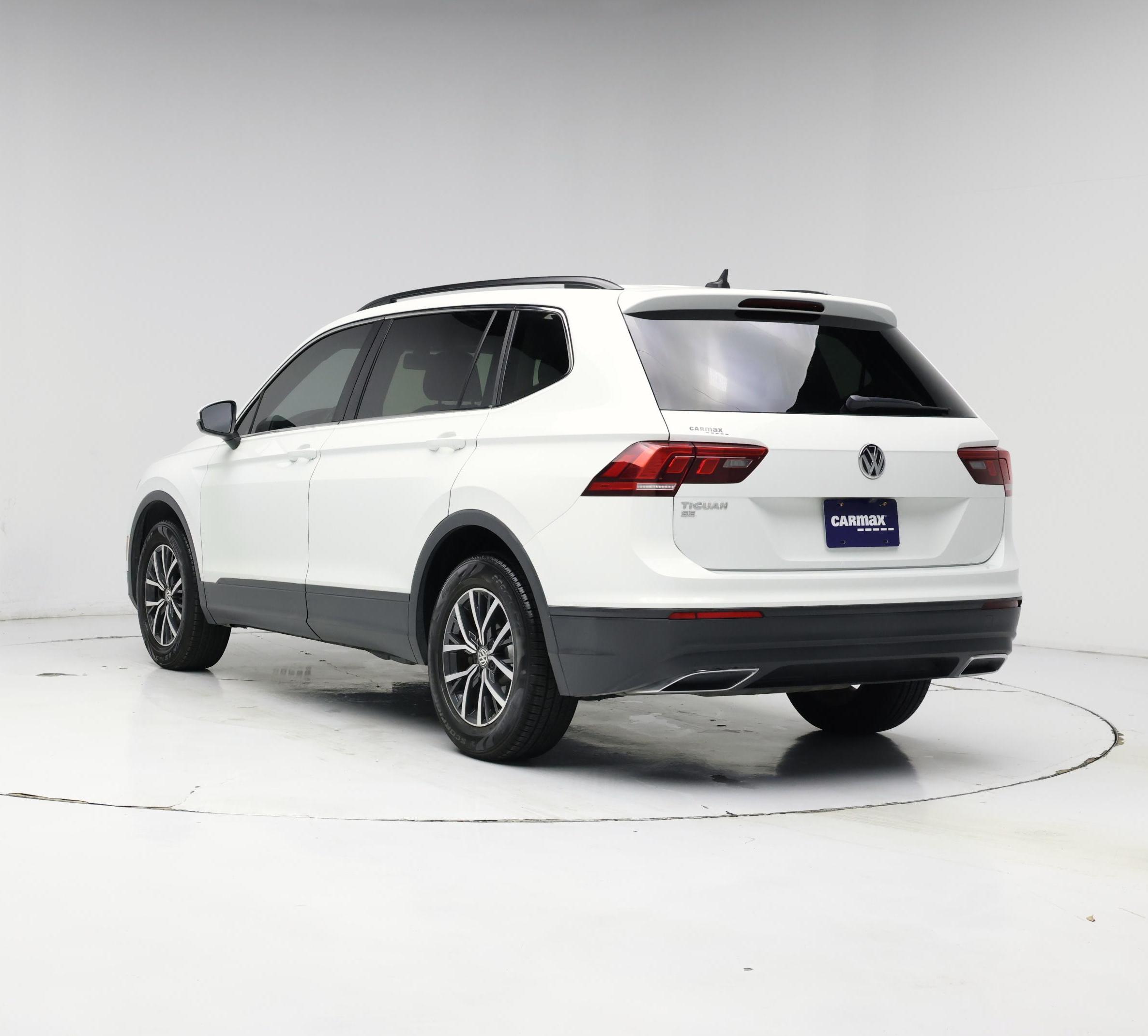 Thumbnail: 2019 Volkswagen Tiguan - 2