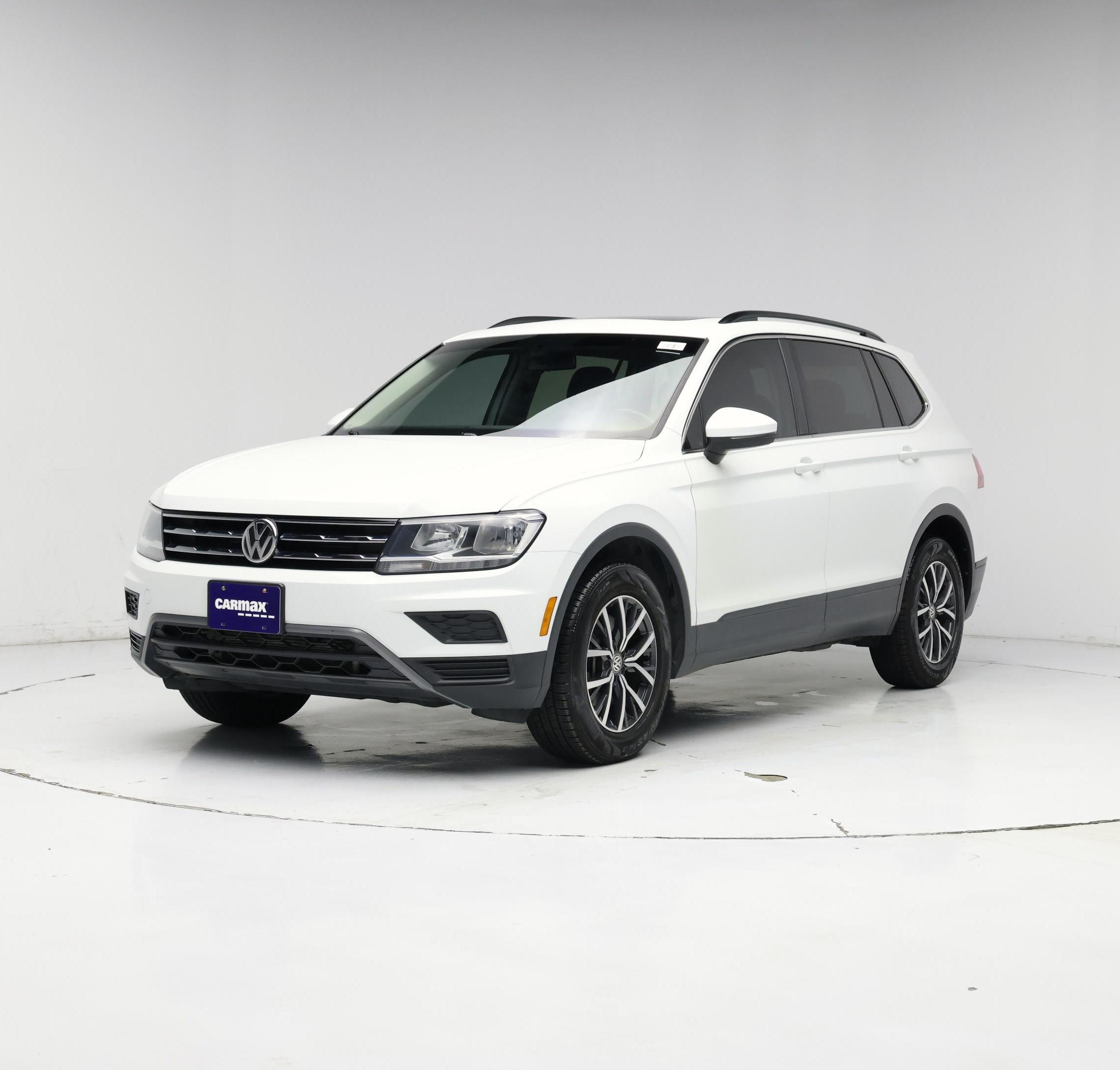 Thumbnail: 2019 Volkswagen Tiguan - 4