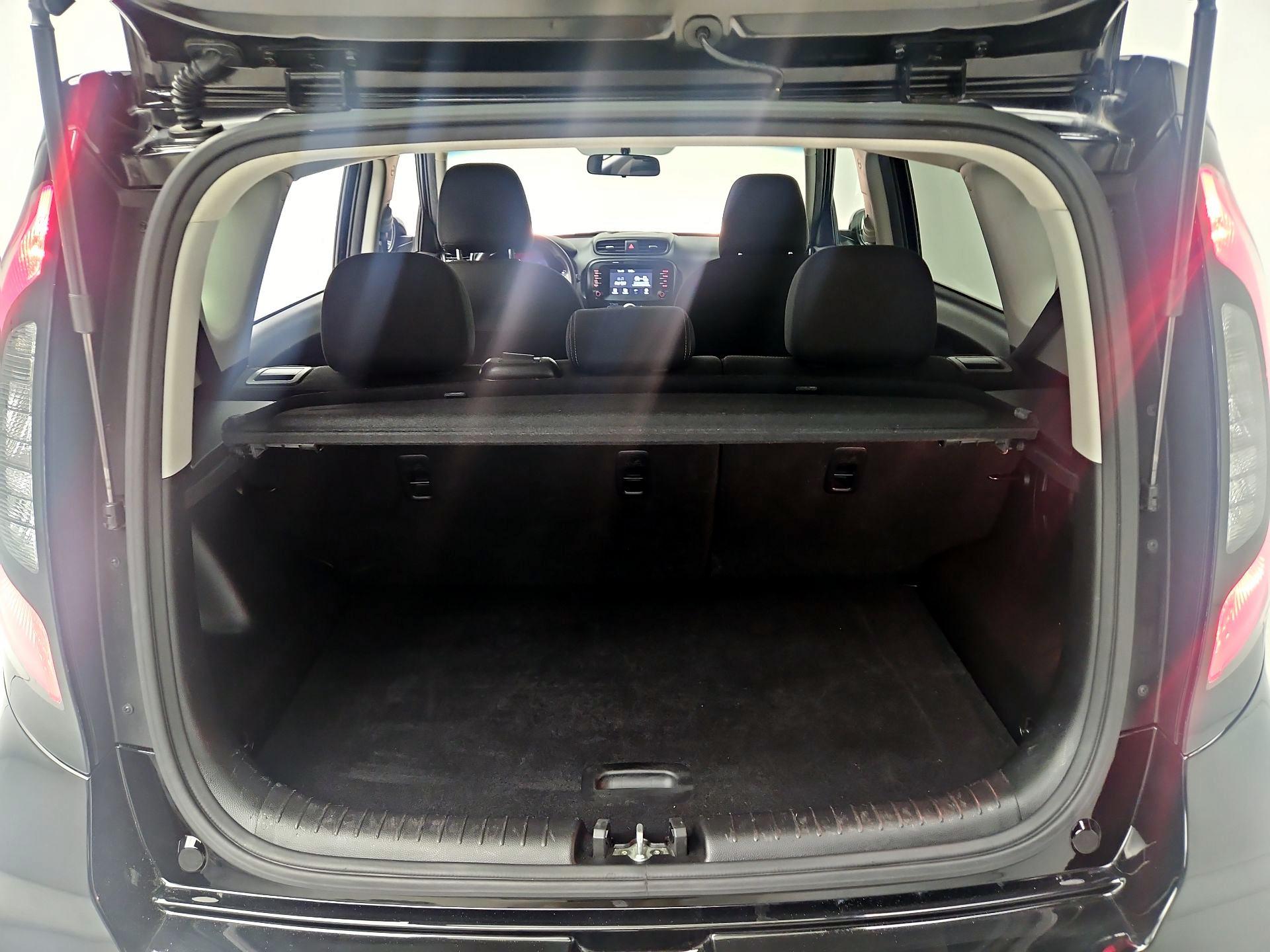 Thumbnail: 2019 Kia Soul - 20