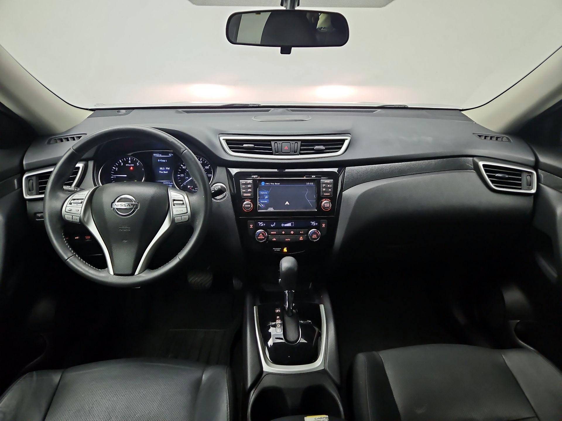 Thumbnail: 2015 Nissan Rogue - 9