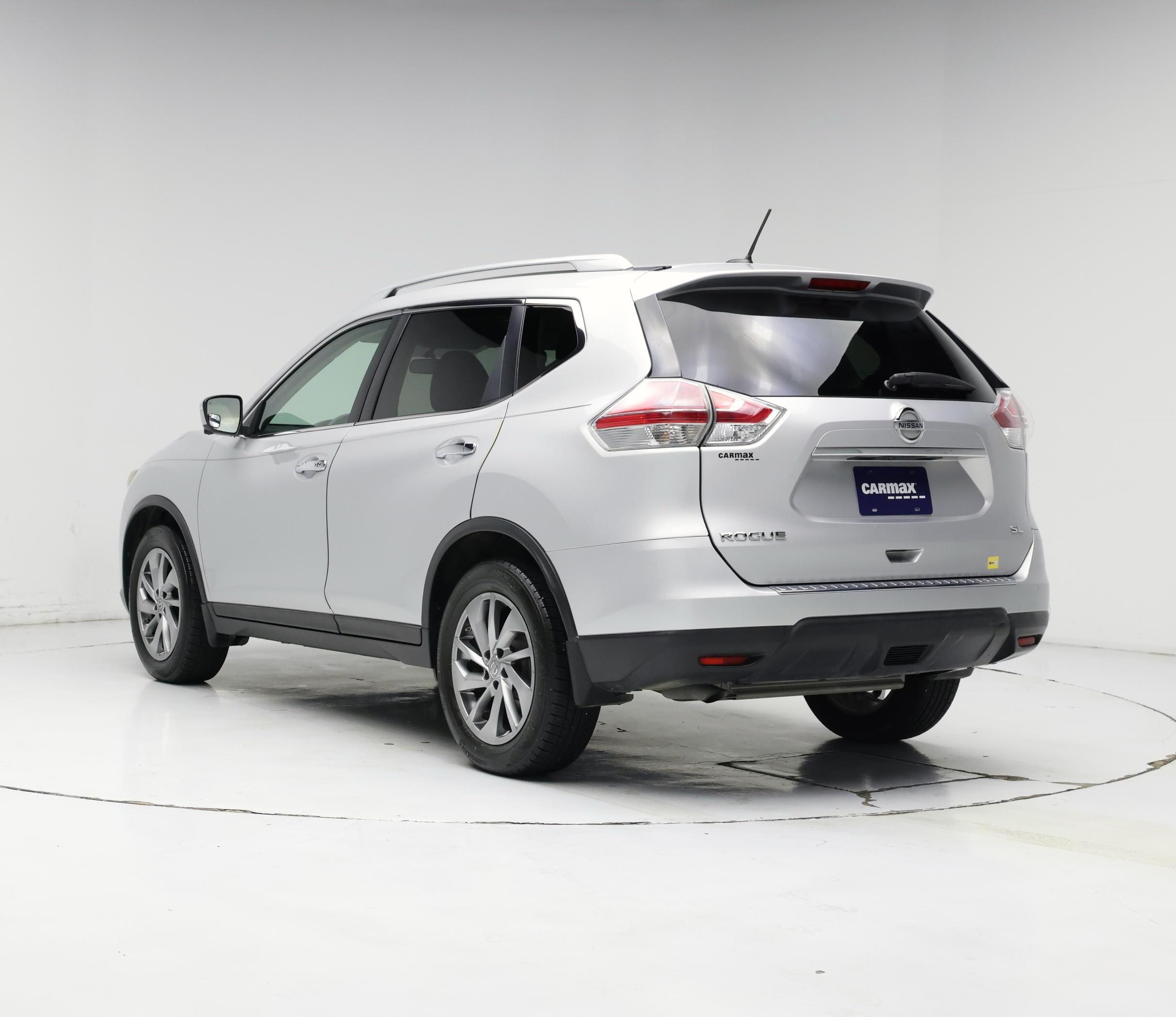 Thumbnail: 2015 Nissan Rogue - 2