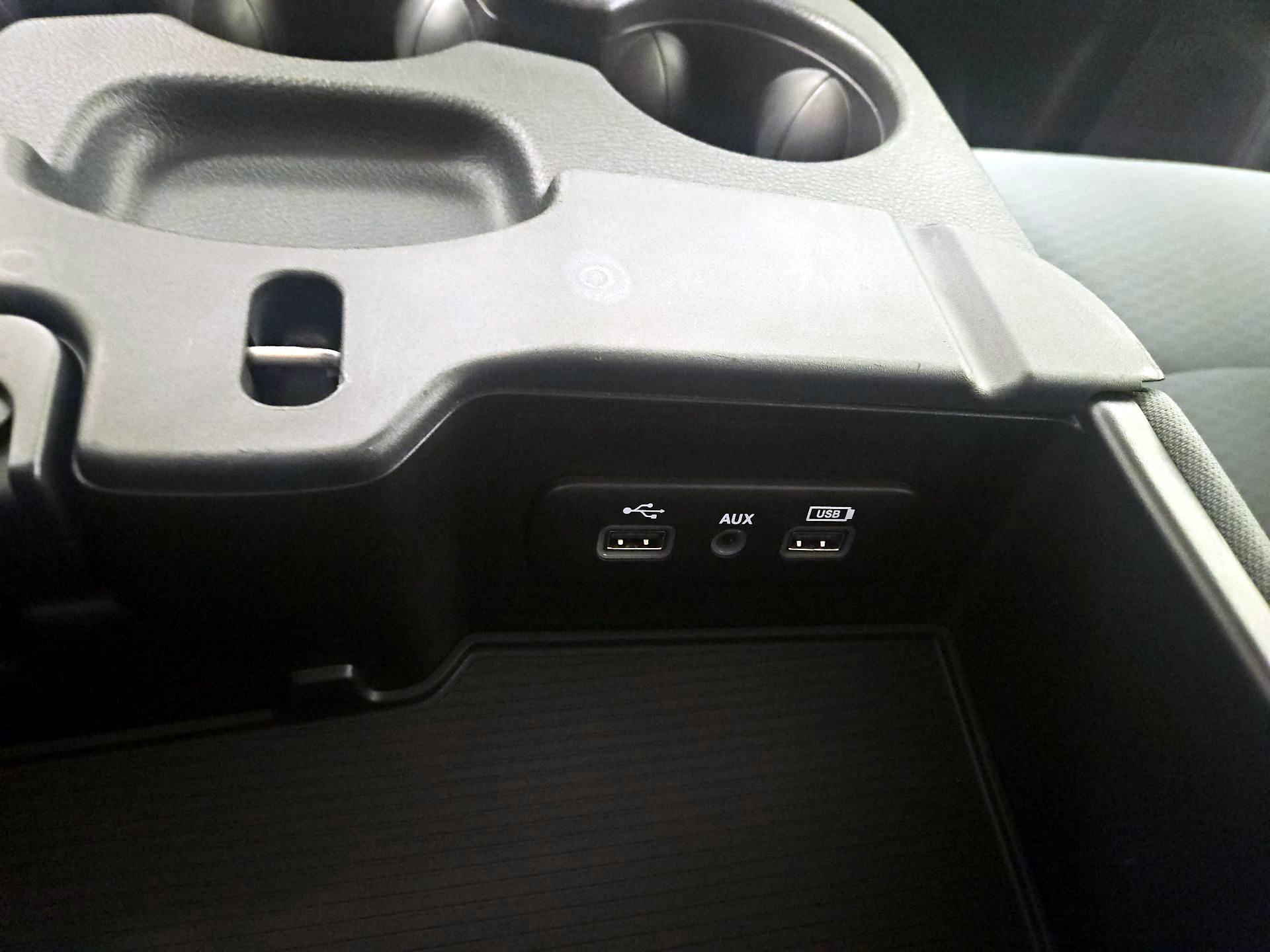 Thumbnail: 2020 RAM 1500 Classic - 18