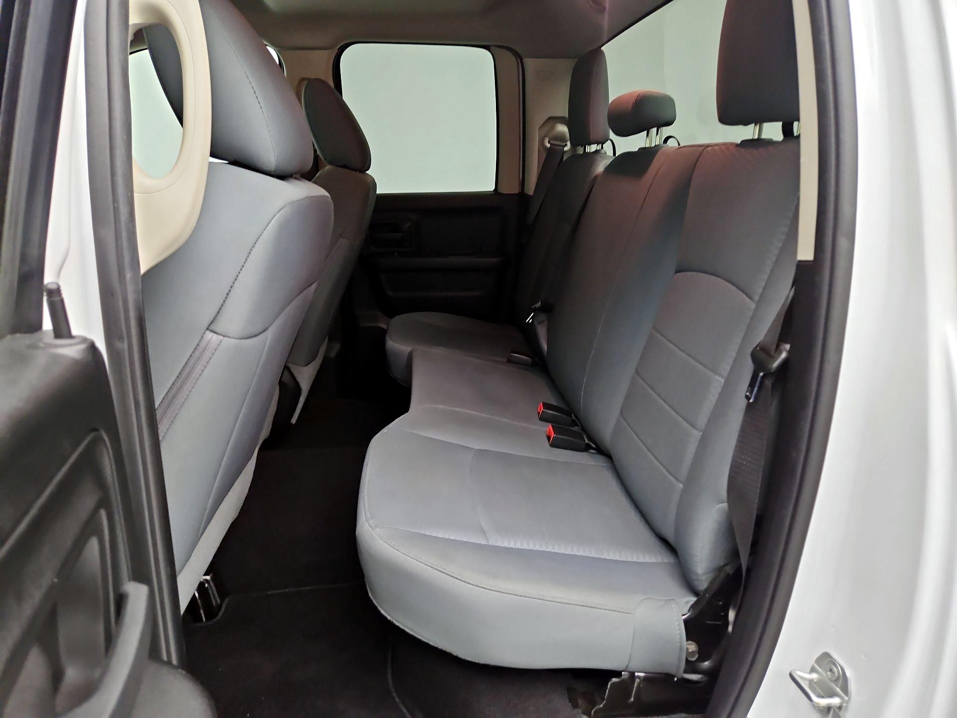 Thumbnail: 2020 RAM 1500 Classic - 19