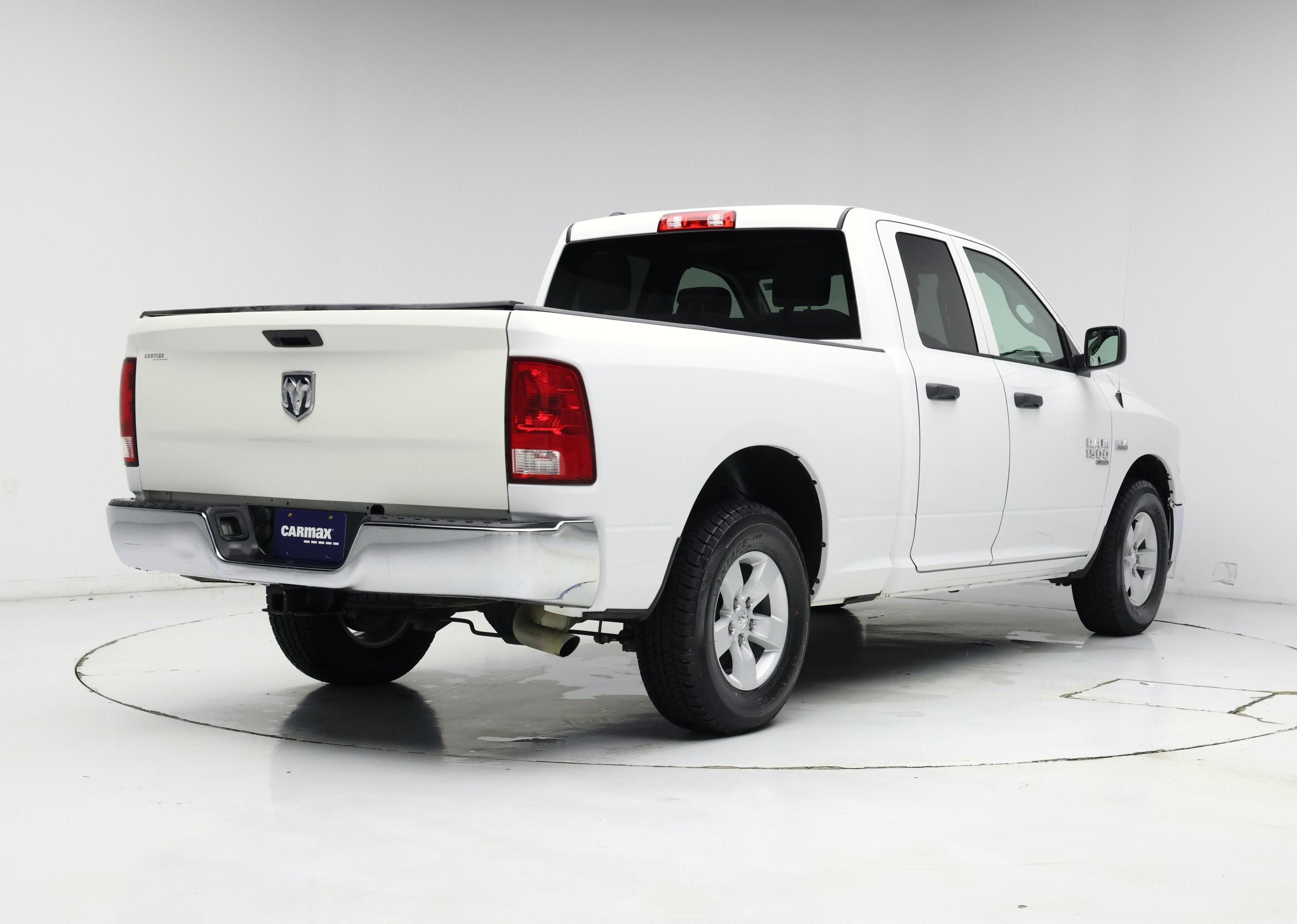 Thumbnail: 2020 RAM 1500 Classic - 8