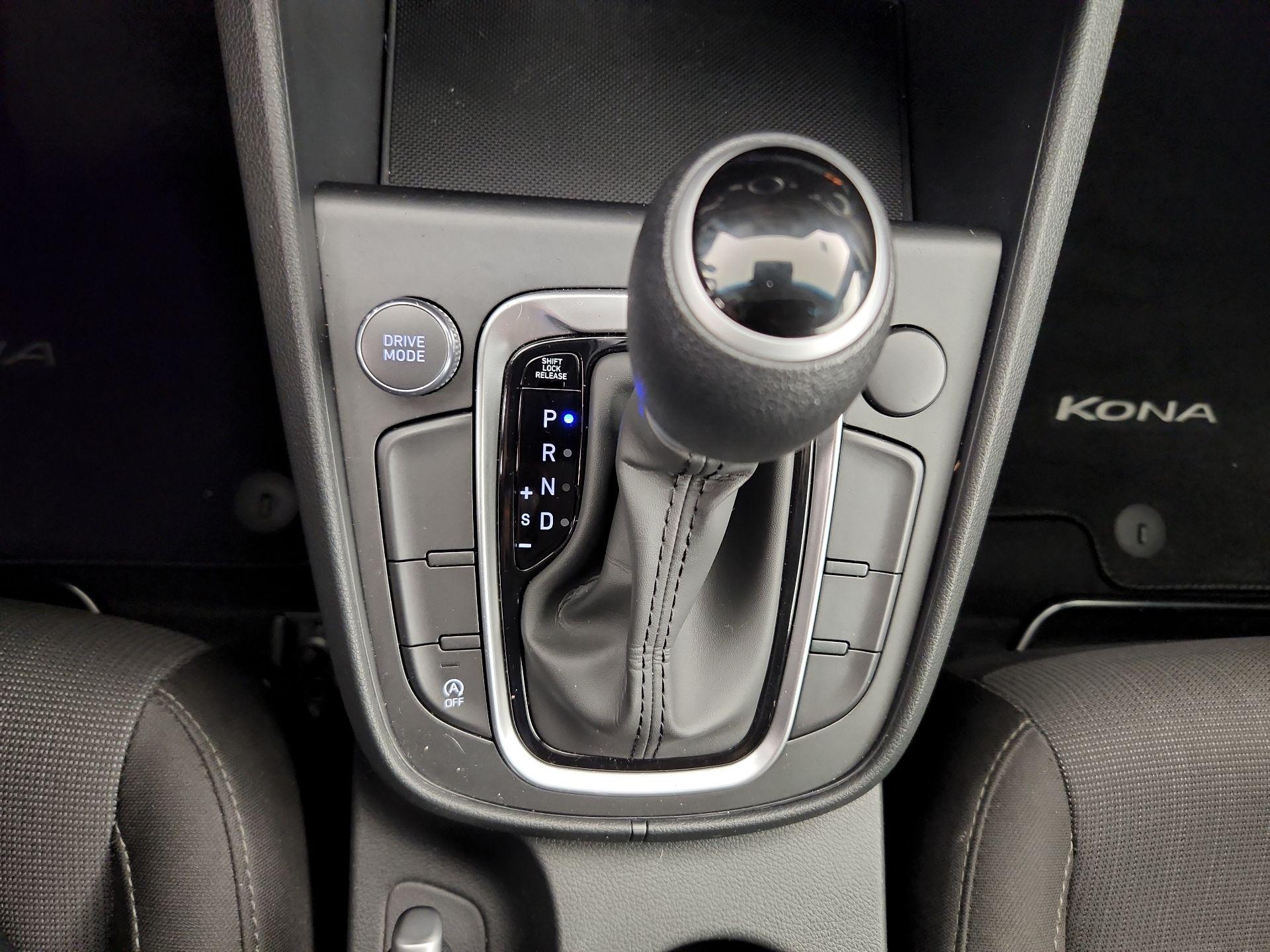 Thumbnail: 2022 Hyundai Kona - 17