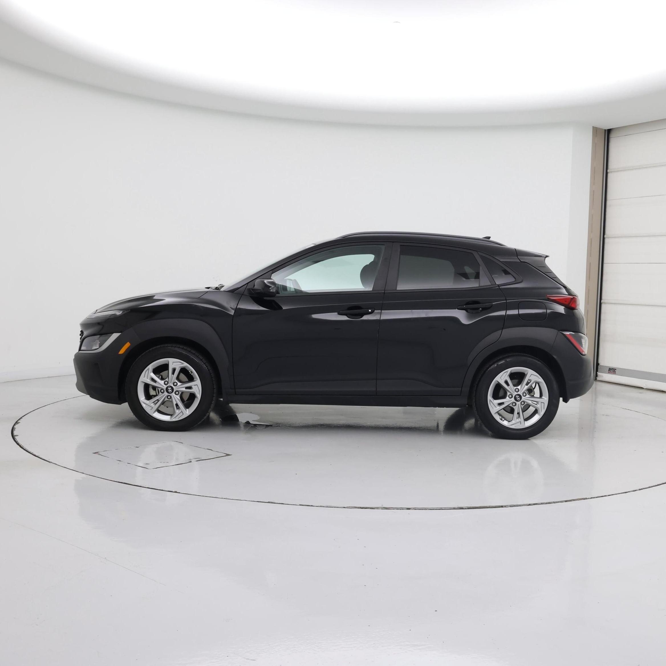 Thumbnail: 2022 Hyundai Kona - 3