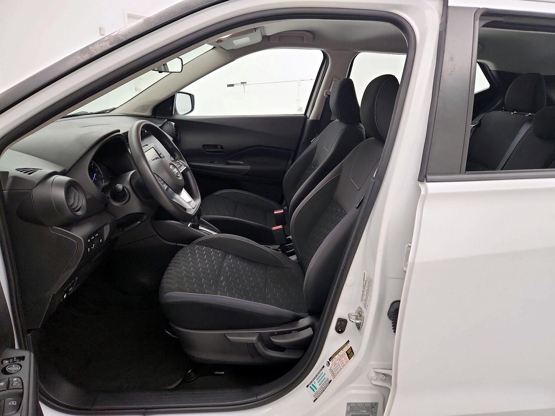 Thumbnail: 2021 Nissan Kicks - 11