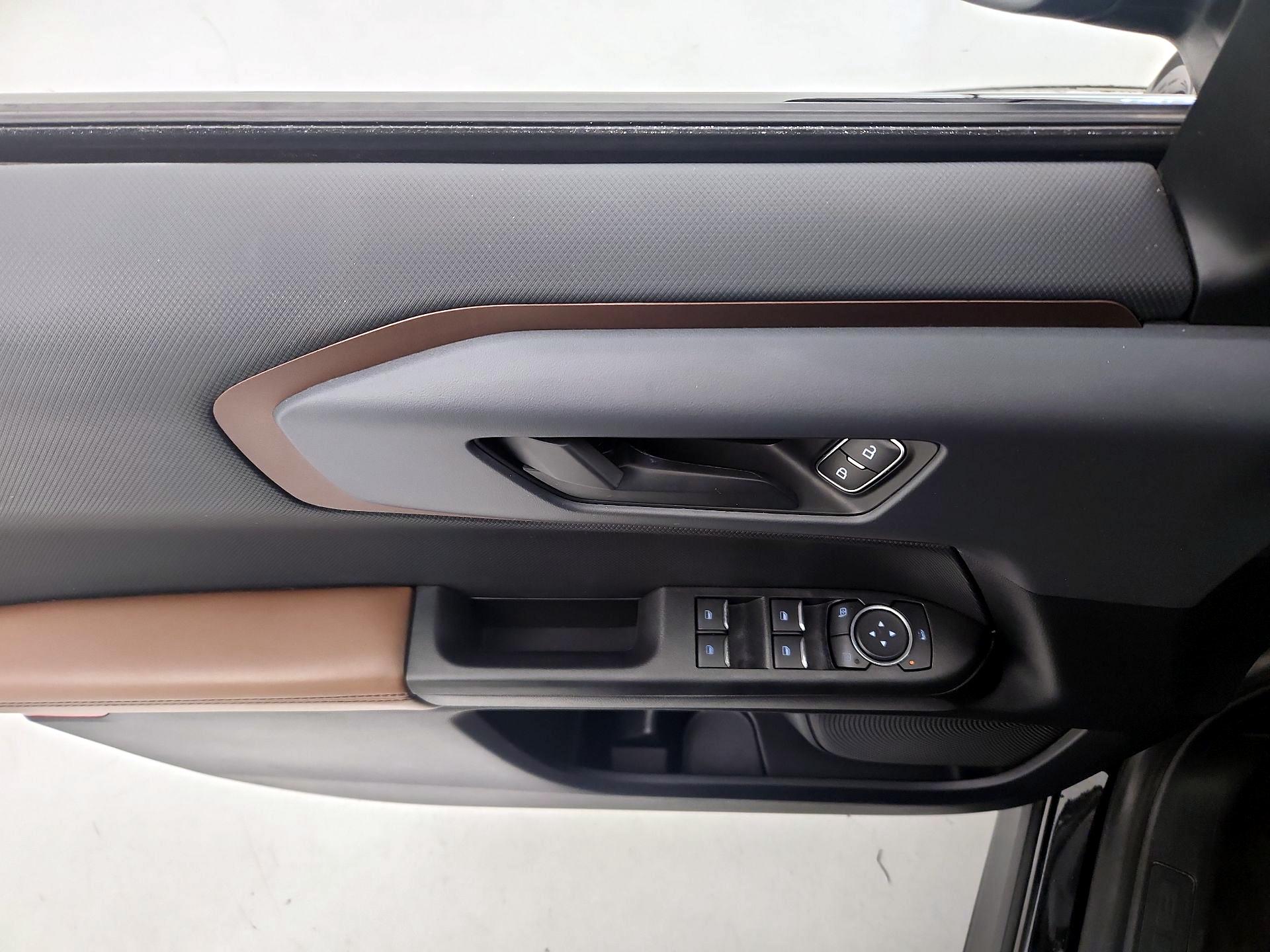 Thumbnail: 2021 Ford Bronco Sport - 12