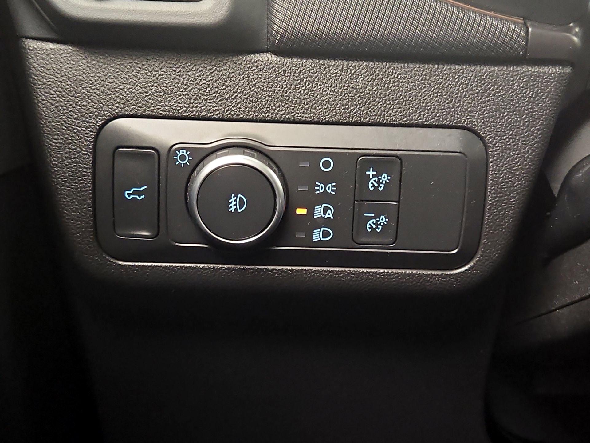 Thumbnail: 2021 Ford Bronco Sport - 13