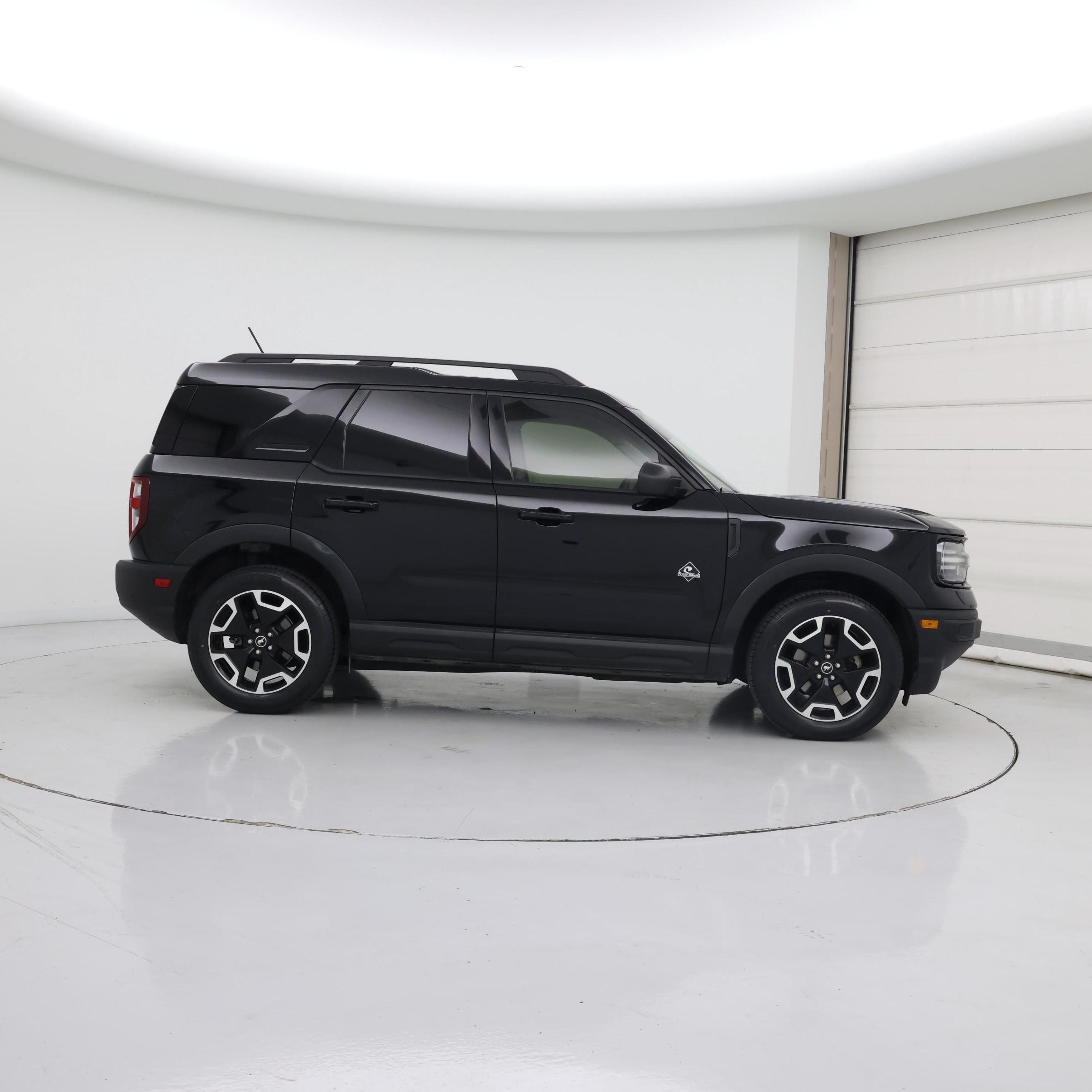 Thumbnail: 2021 Ford Bronco Sport - 7