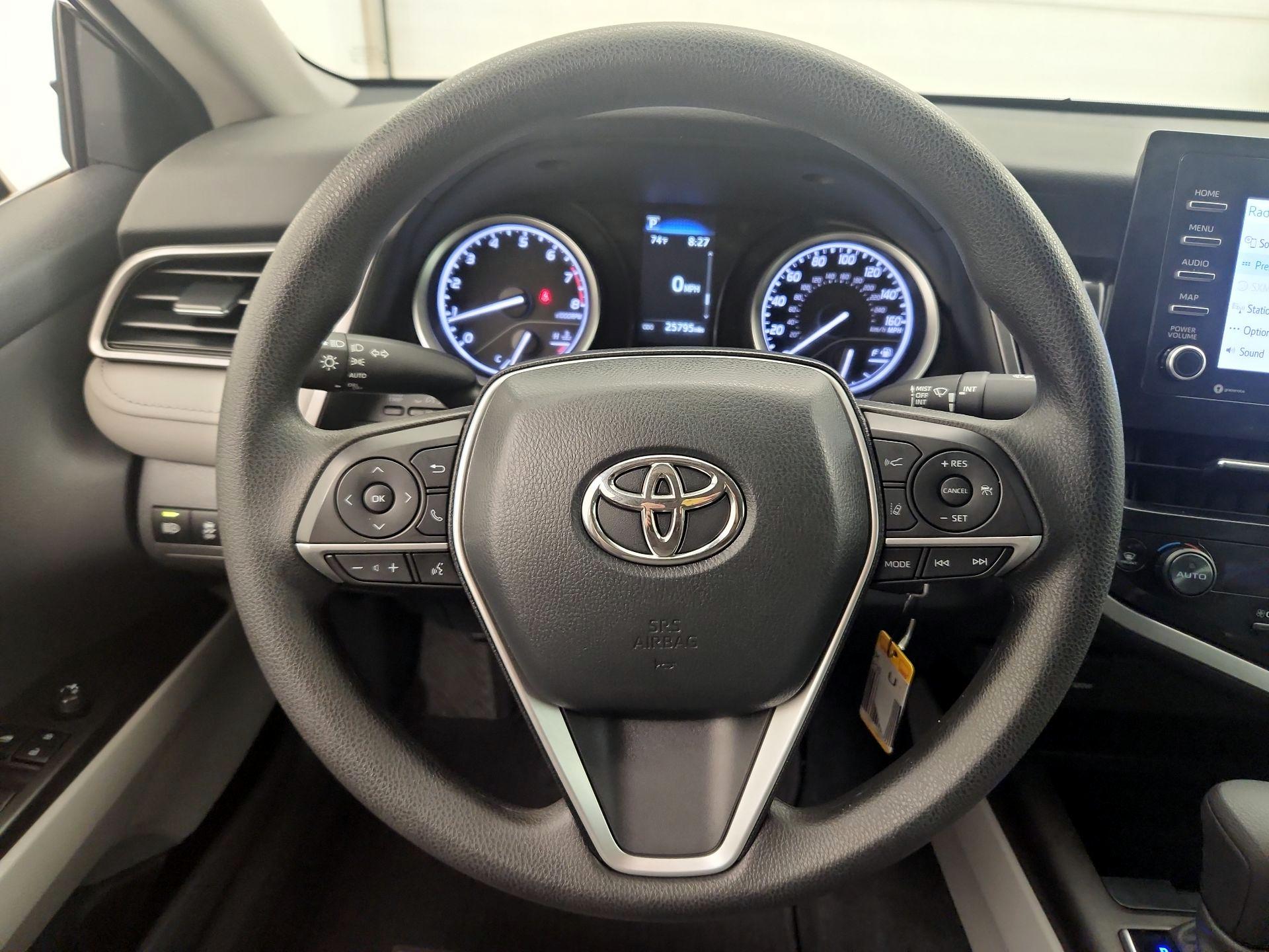 Thumbnail: 2022 Toyota Camry - 10