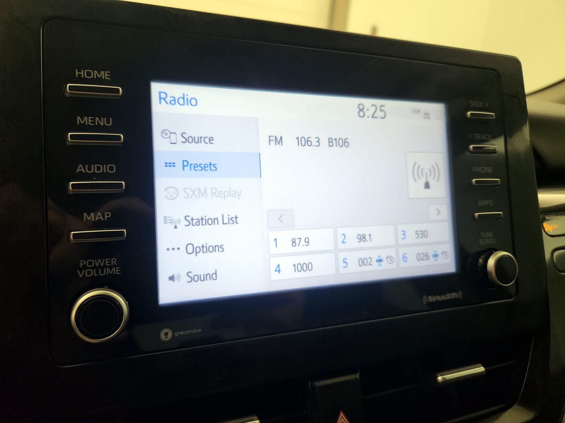 Thumbnail: 2022 Toyota Camry - 15