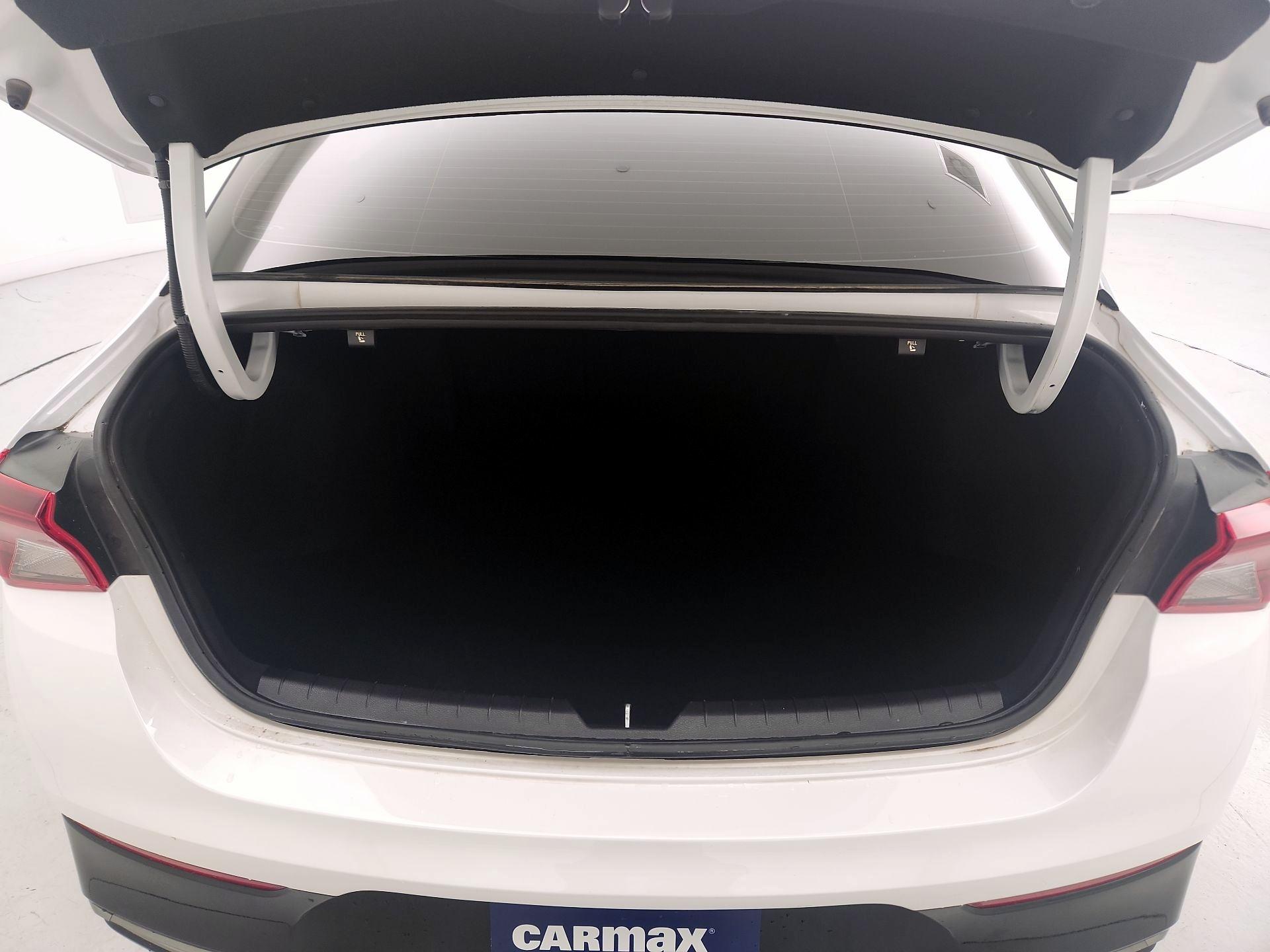 Thumbnail: 2024 Kia K5 - 20