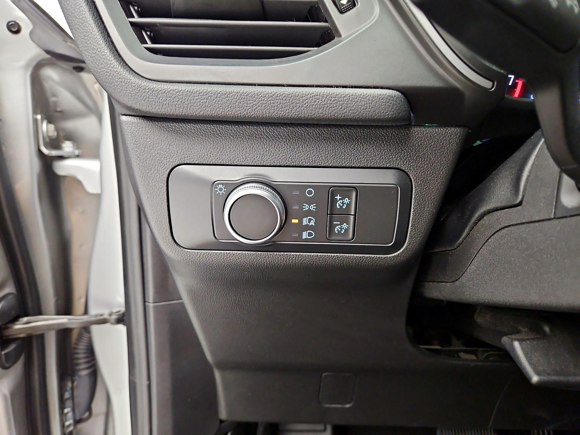 Thumbnail: 2020 Ford Escape - 13