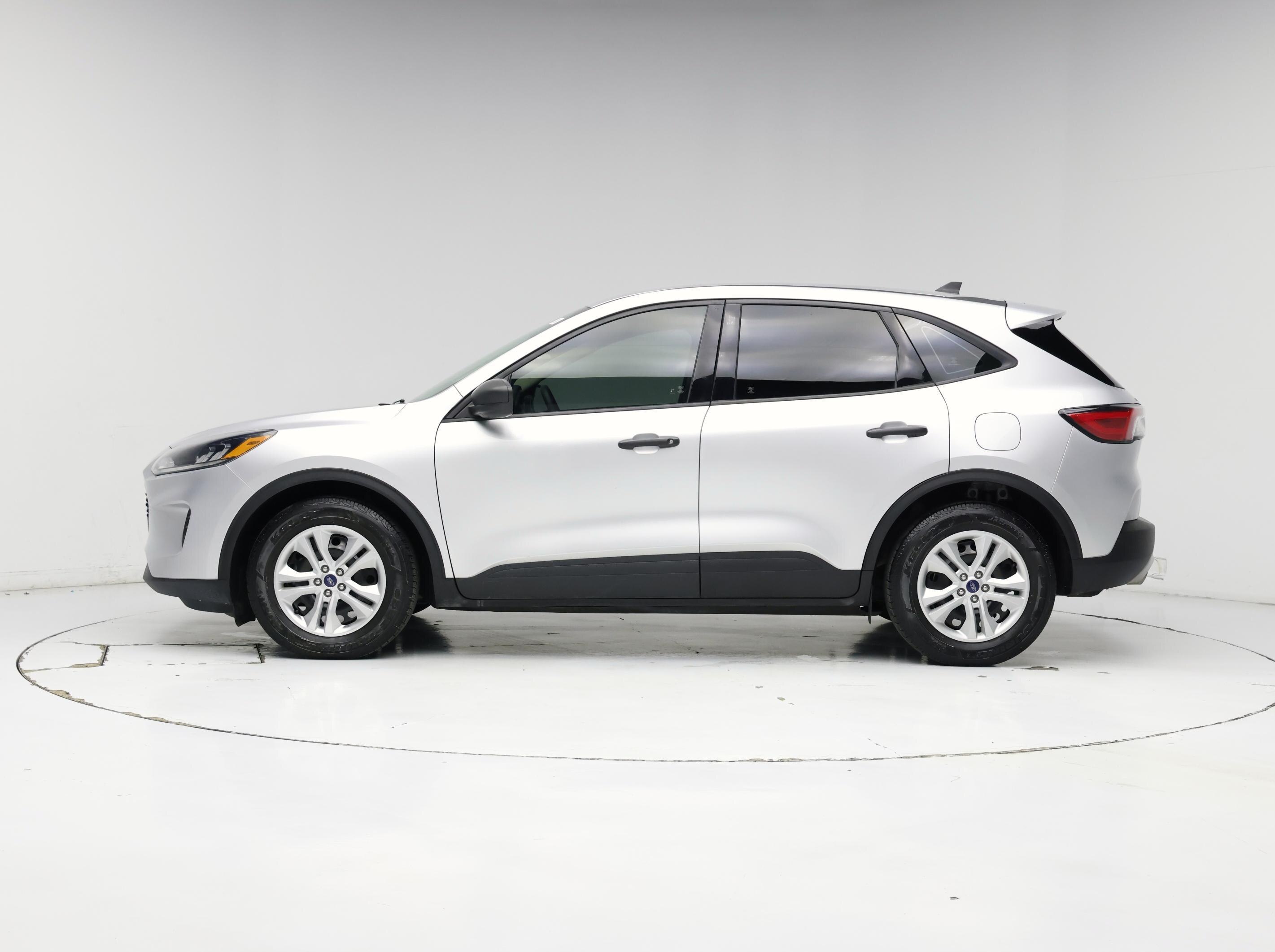 Thumbnail: 2020 Ford Escape - 3