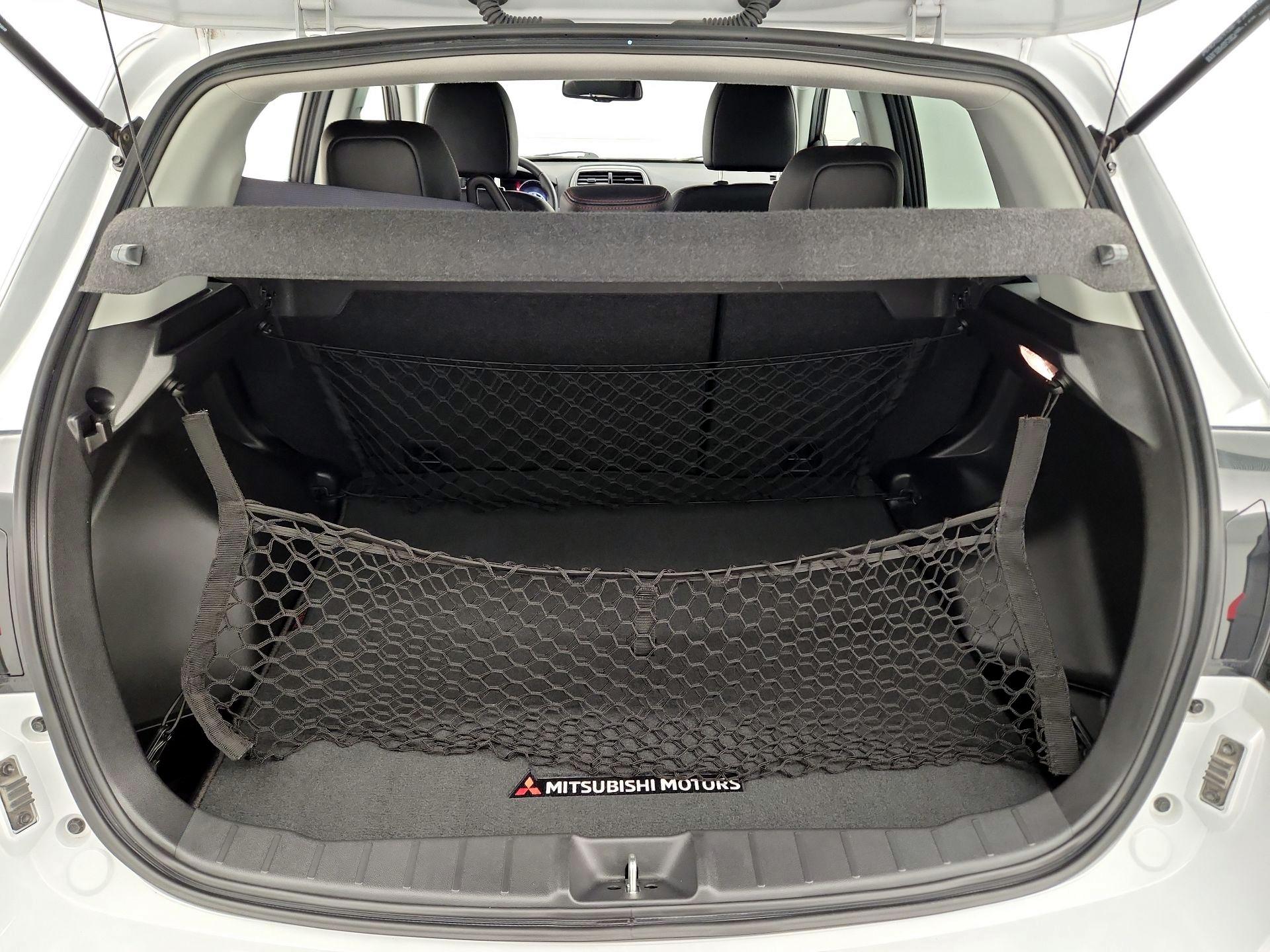 Thumbnail: 2023 Mitsubishi Outlander Sport - 20