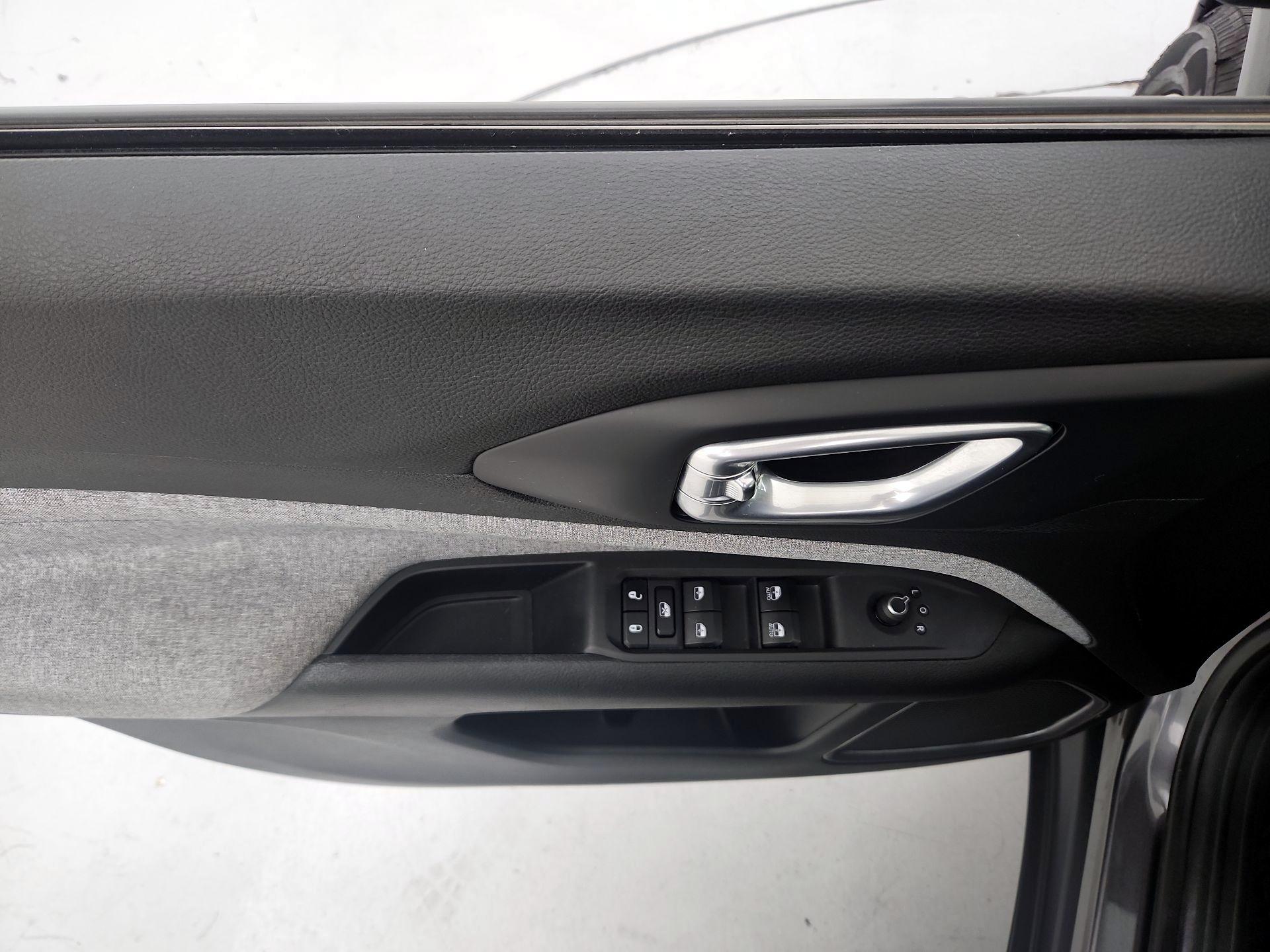 Thumbnail: 2023 Jeep Compass - 12