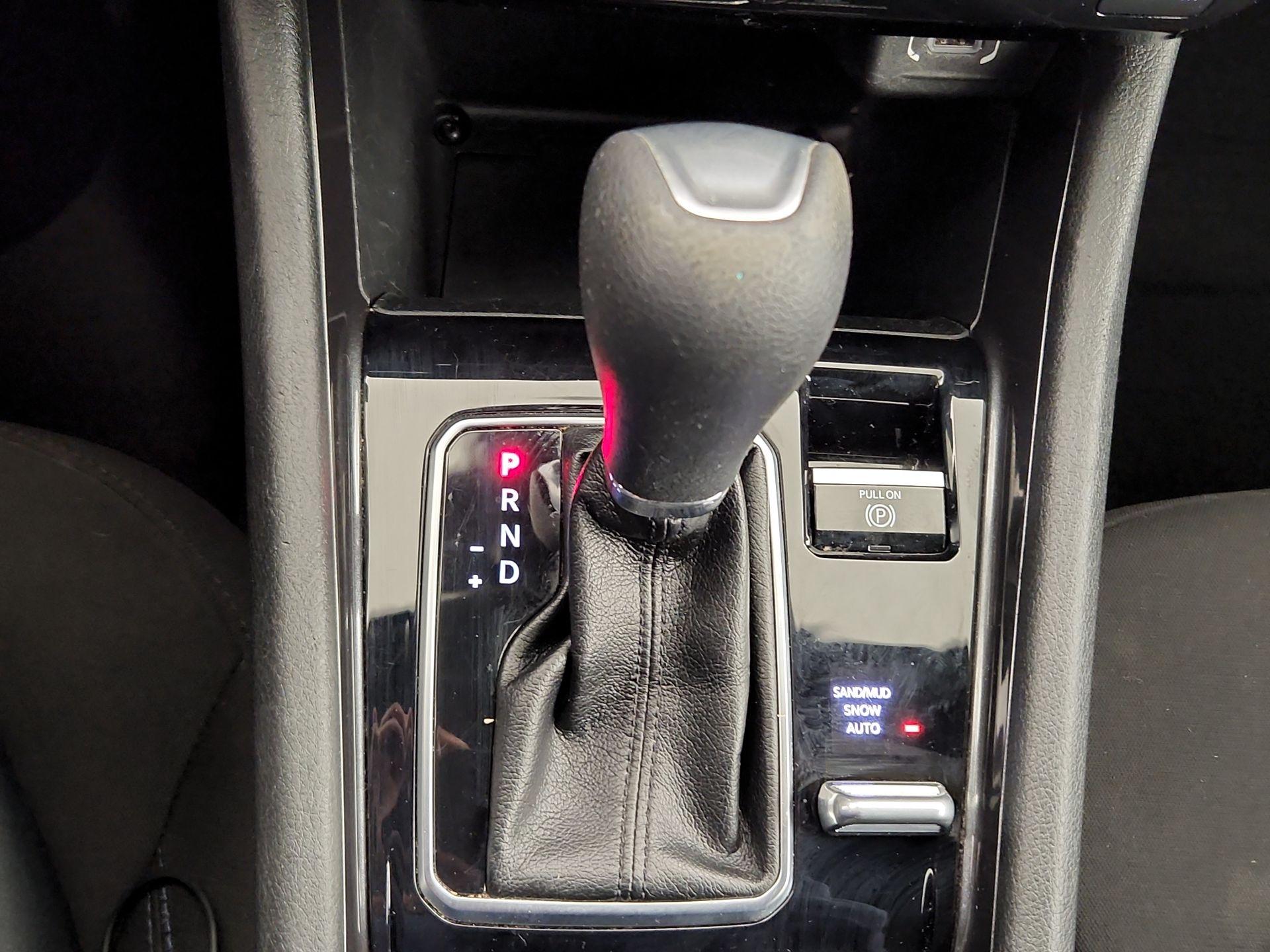 Thumbnail: 2023 Jeep Compass - 17