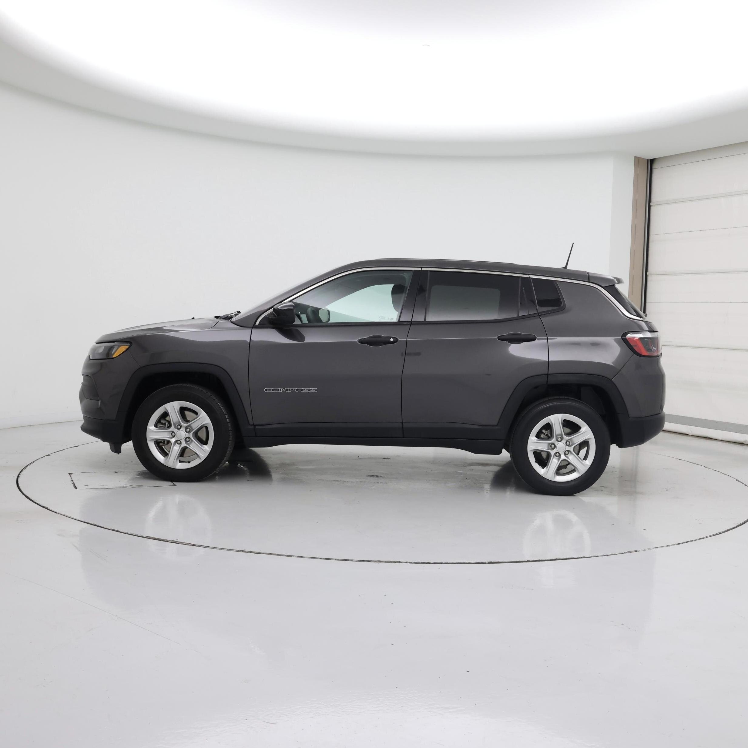 Thumbnail: 2023 Jeep Compass - 3