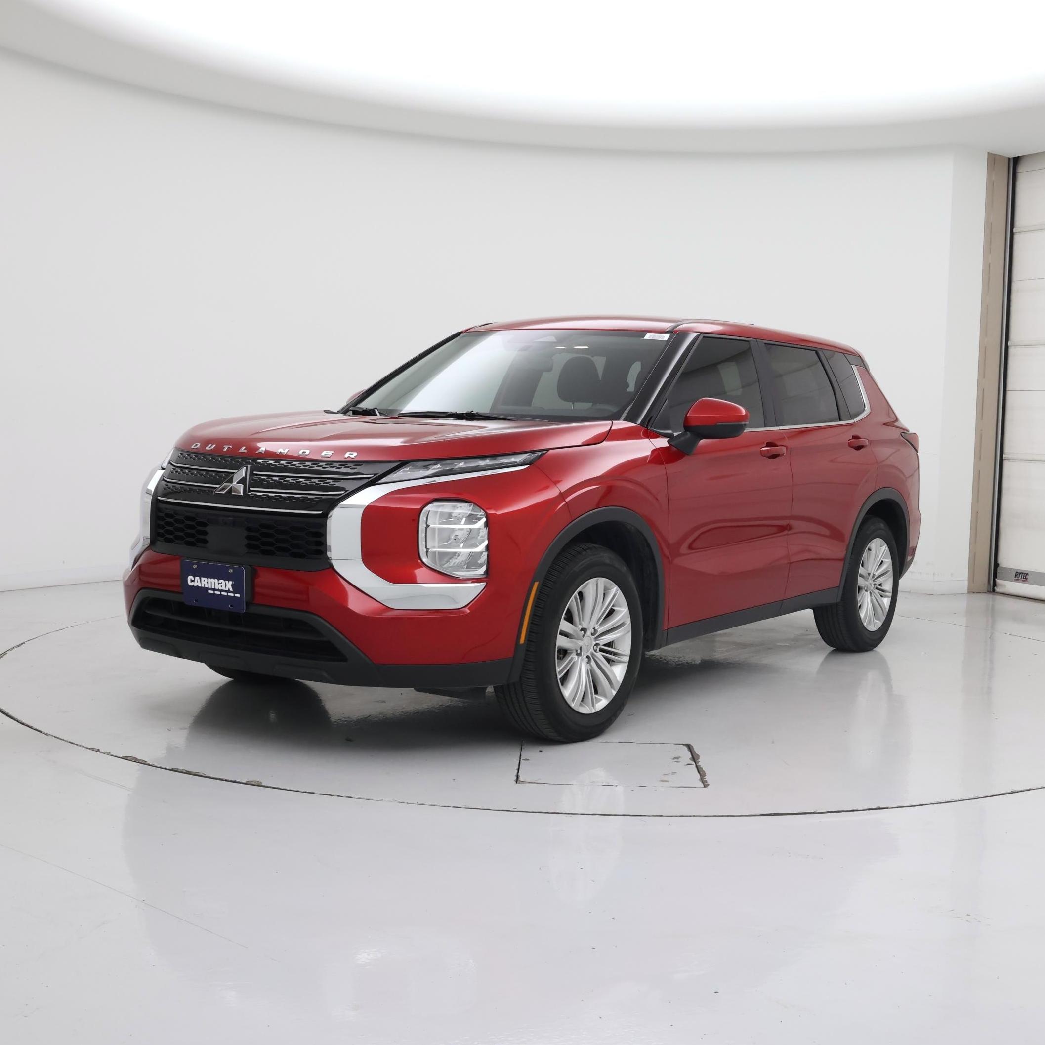 Thumbnail: 2024 Mitsubishi Outlander - 4