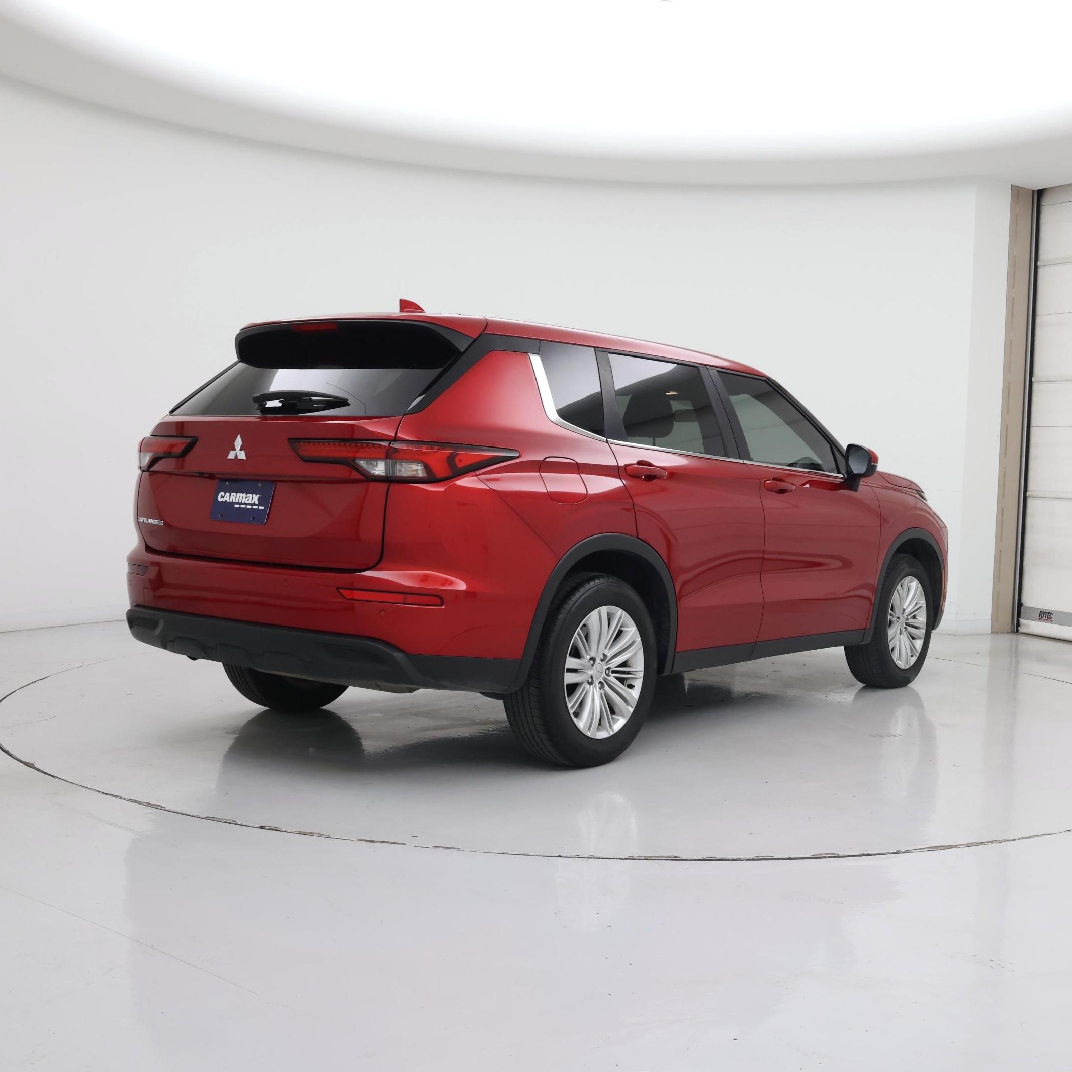 Thumbnail: 2024 Mitsubishi Outlander - 8