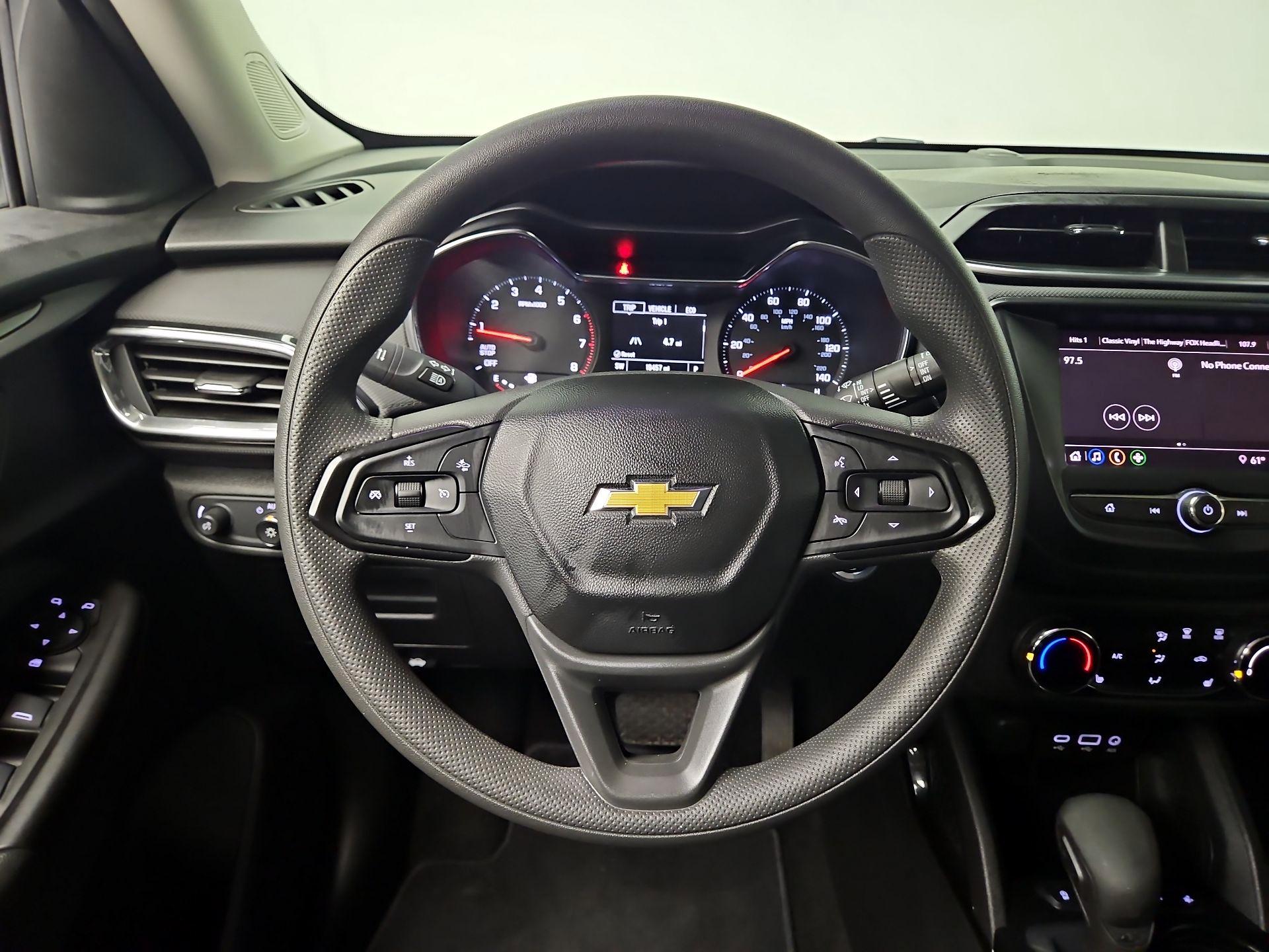 Thumbnail: 2023 Chevrolet TrailBlazer - 10