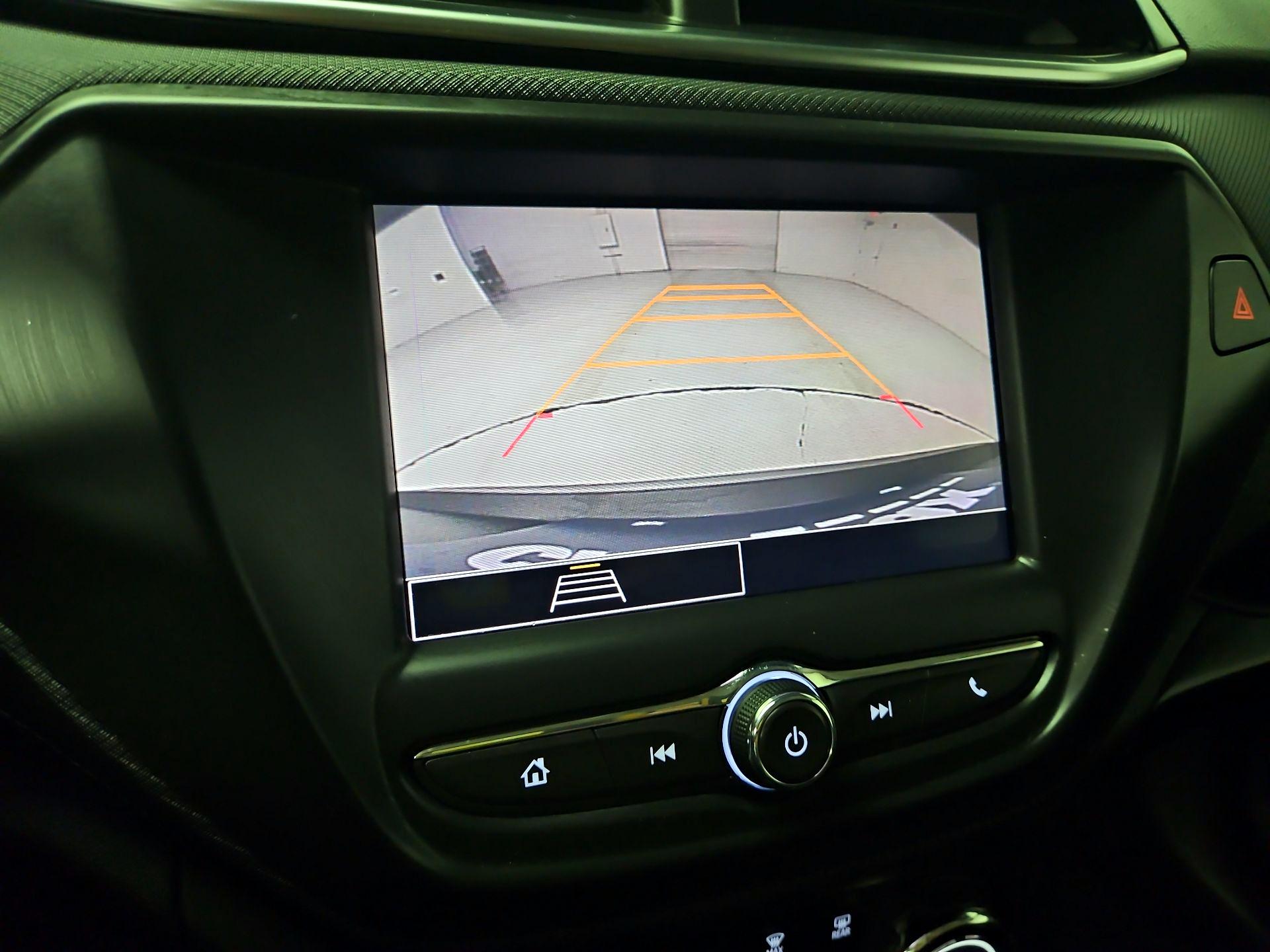 Thumbnail: 2023 Chevrolet TrailBlazer - 14